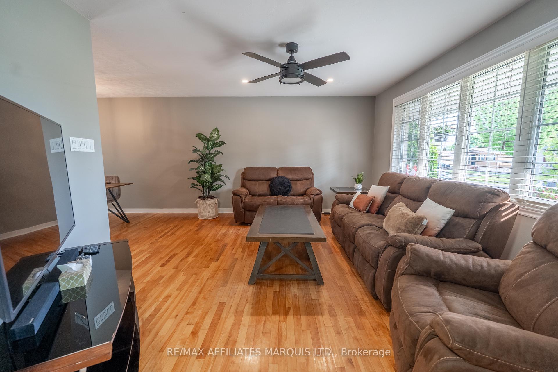 Photo 6 of 412 Leitch Drive, Cornwall — HOMEH