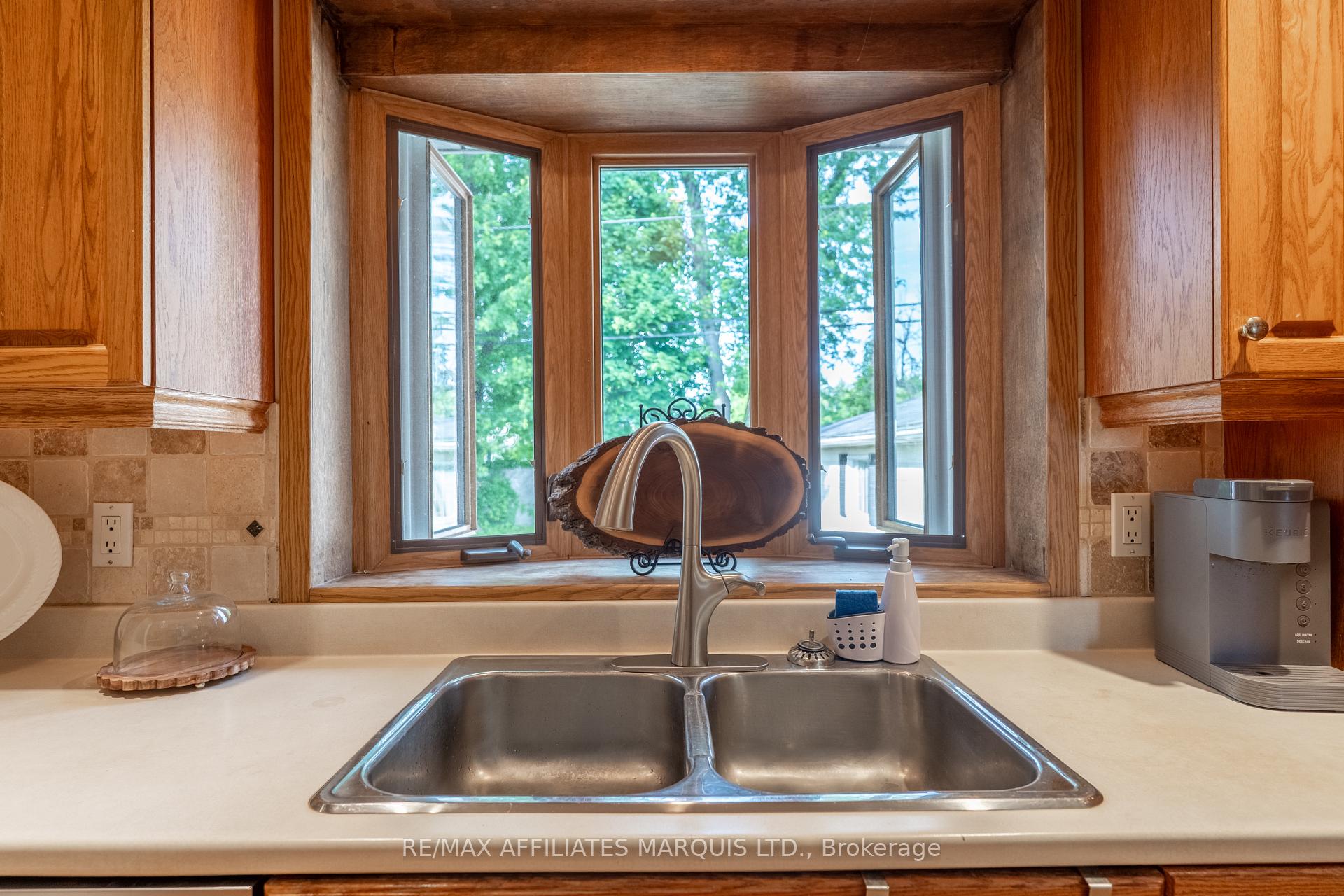 Photo 12 of 412 Leitch Drive, Cornwall — HOMEH