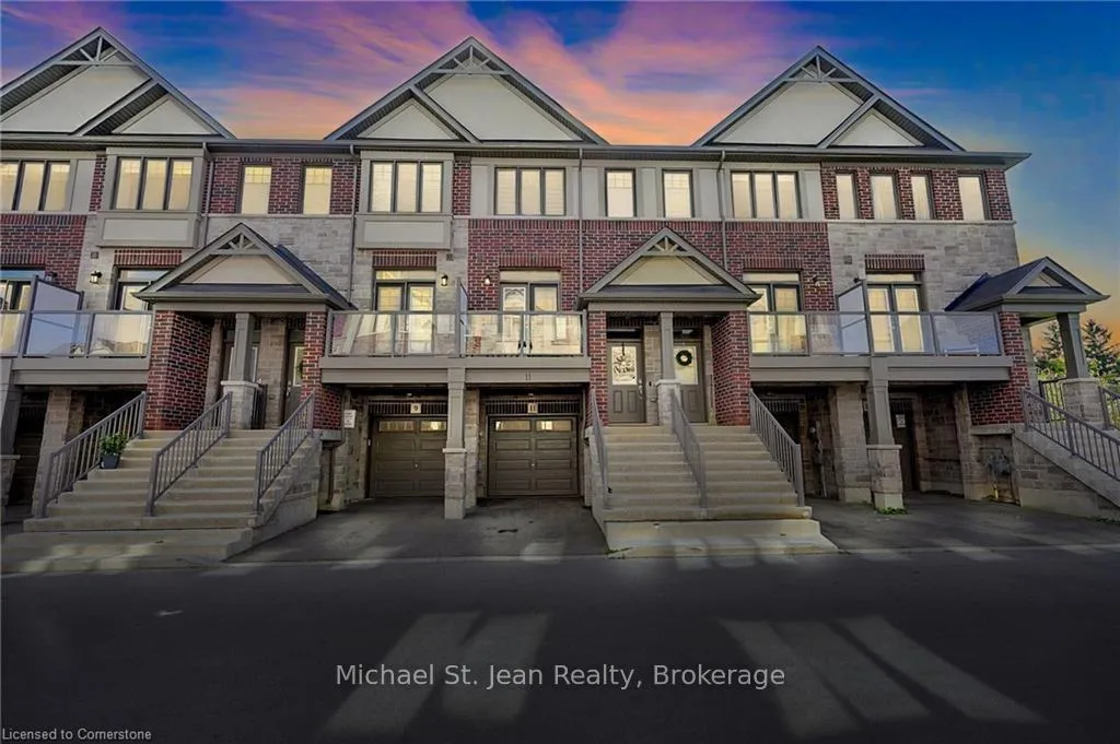 Photo 1 of 11 Pringle Lane, Hamilton, Ancaster — HOMEH