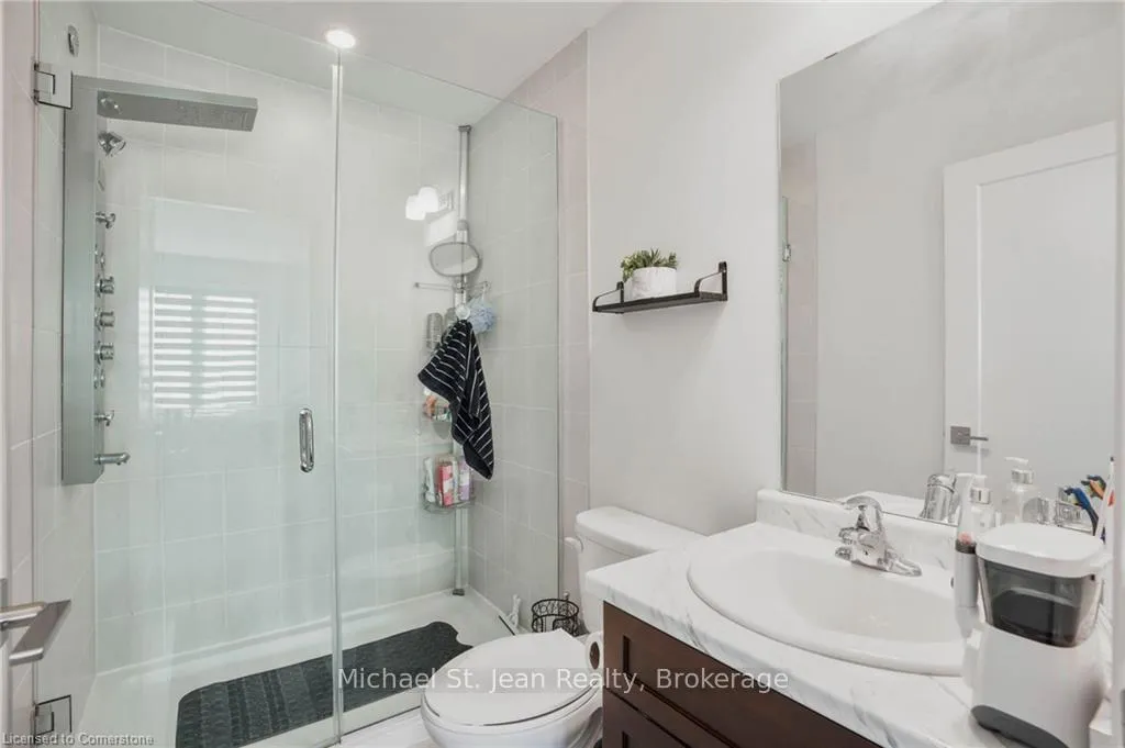 Photo 24 of 11 Pringle Lane, Hamilton, Ancaster — HOMEH