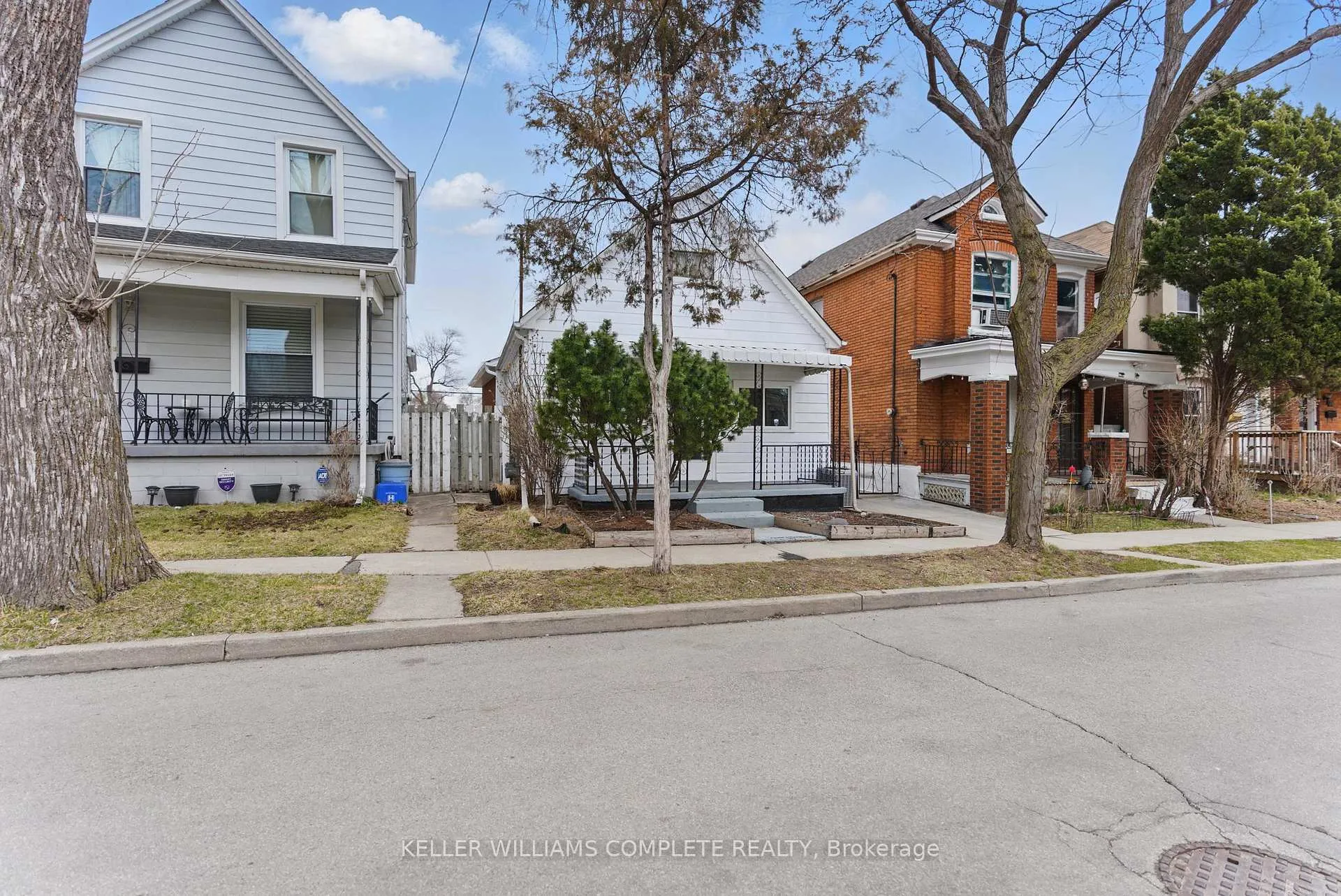 Photo 2 of 57 Beechwood Avenue, Hamilton, Beasley — HOMEH