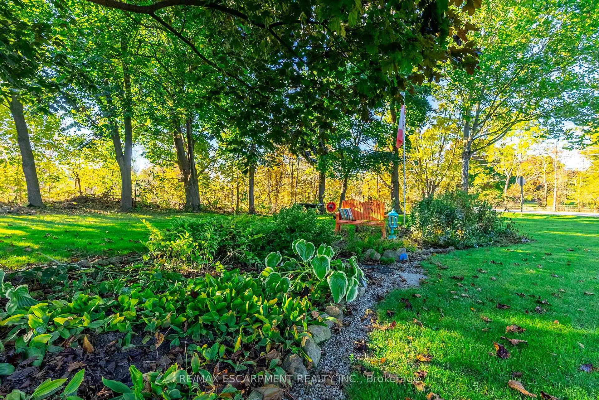 Photo 10 of 1304 Brock Road, Hamilton, Dundas — HOMEH