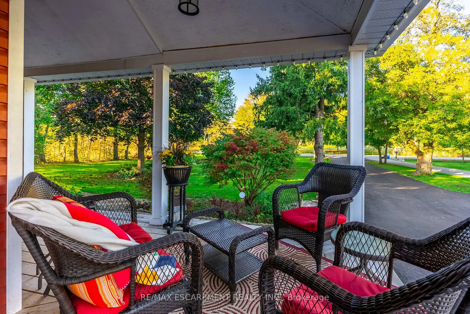 Photo 12 of 1304 Brock Road, Hamilton, Dundas — HOMEH