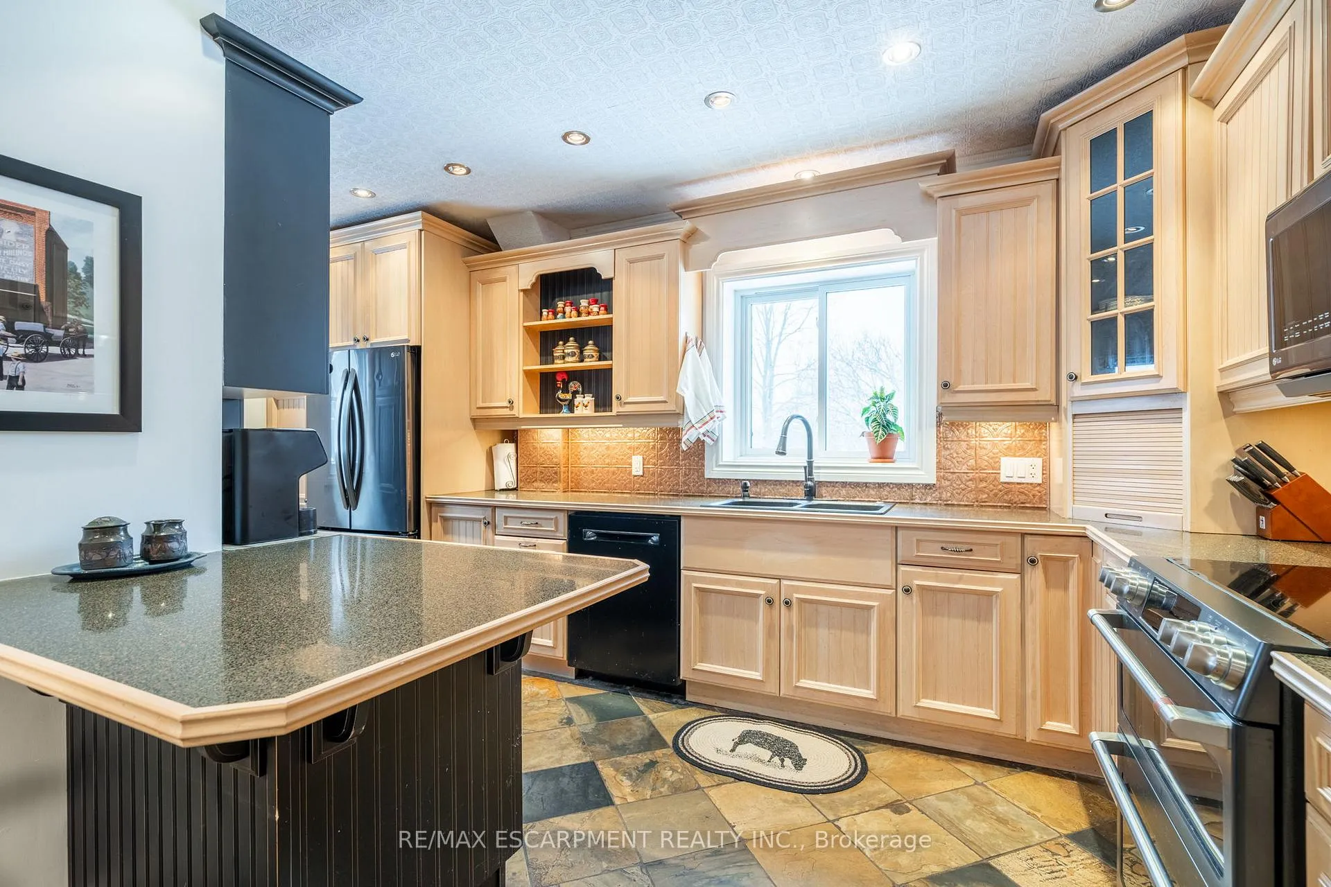 Photo 21 of 1304 Brock Road, Hamilton, Dundas — HOMEH