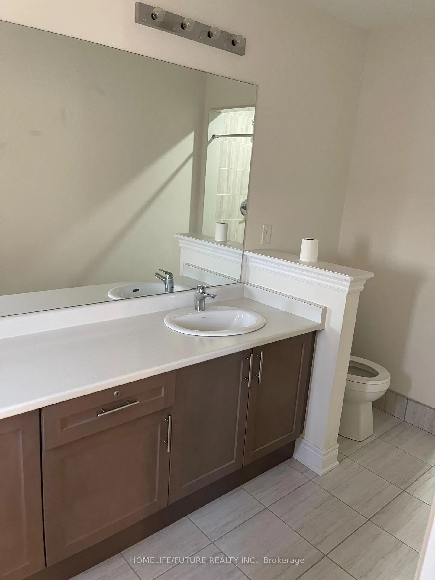 Photo 8 of 106 Wamsley Crescent, Clarington, Bowmanville — HOMEH