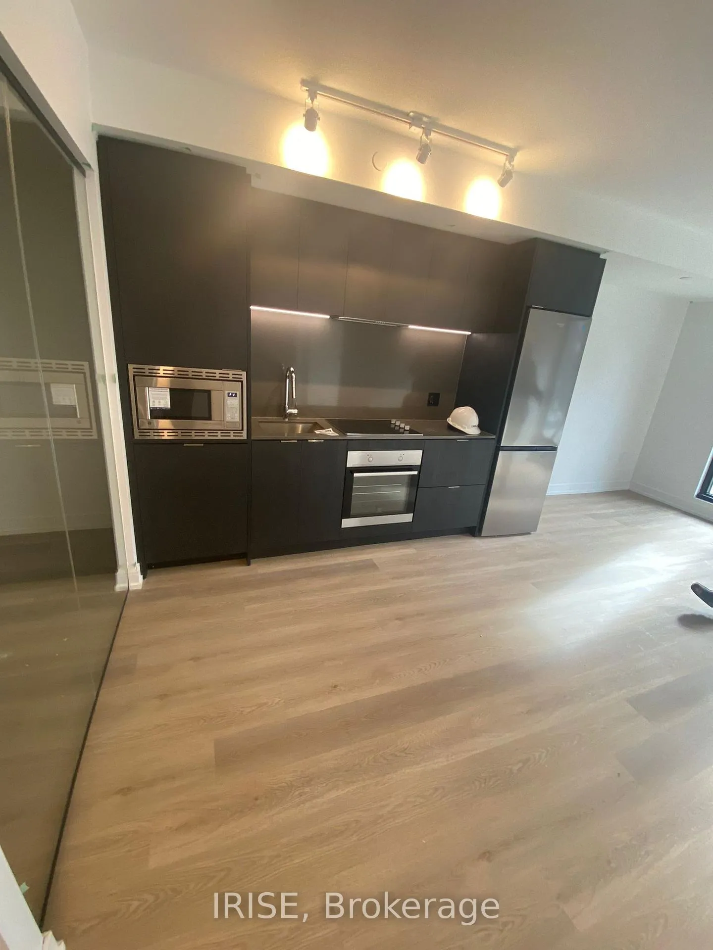 Photo 10 of Unit 306, 1 Jarvis Street, Hamilton, Beasley — HOMEH