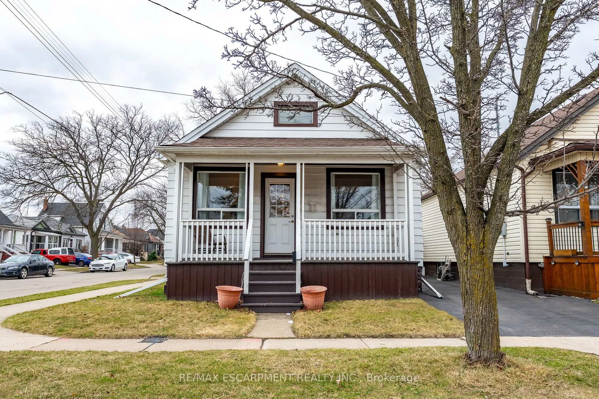 Photo 2 of 170 Newlands Avenue, Hamilton, Homeside — HOMEH