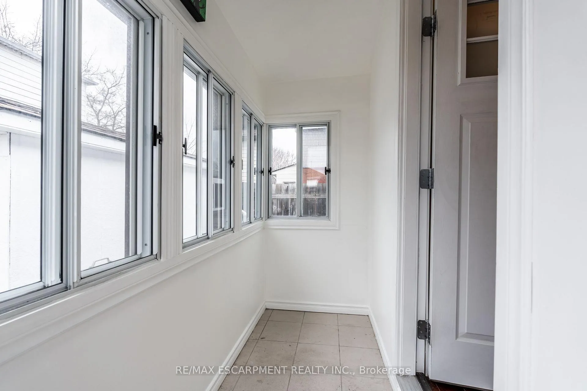 Photo 25 of 170 Newlands Avenue, Hamilton, Homeside — HOMEH
