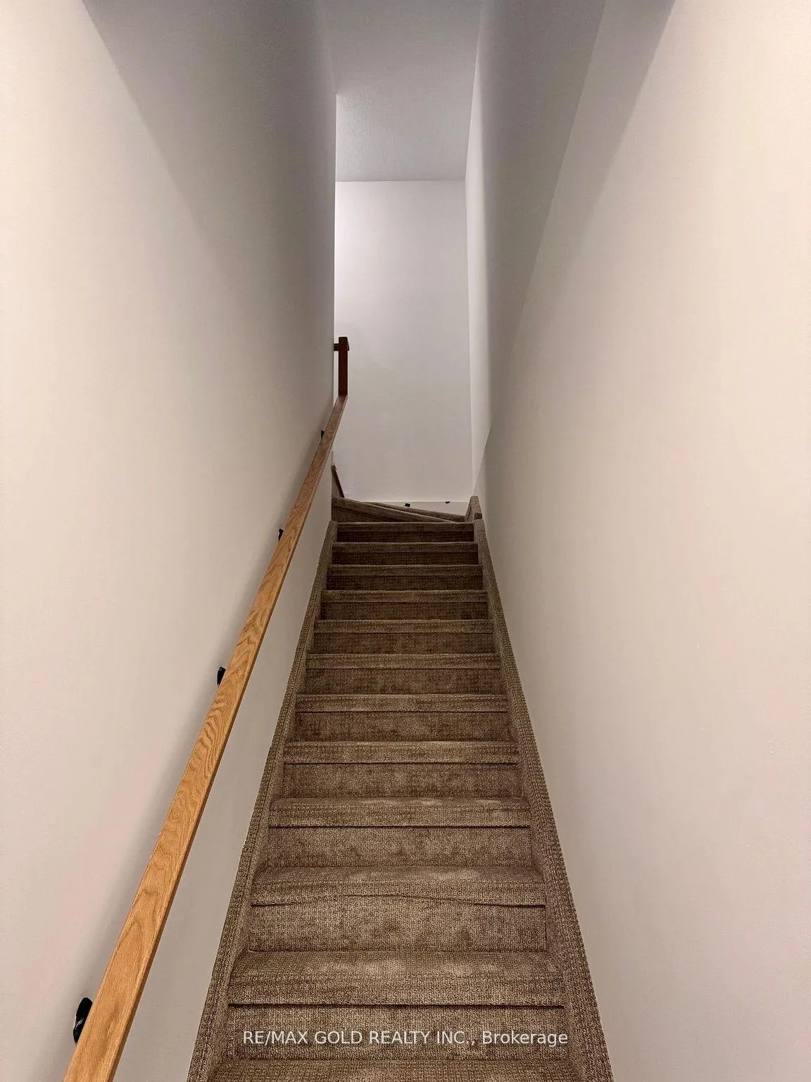 Photo 3 of Unit K11, 40 Palace Street, Kitchener — HOMEH