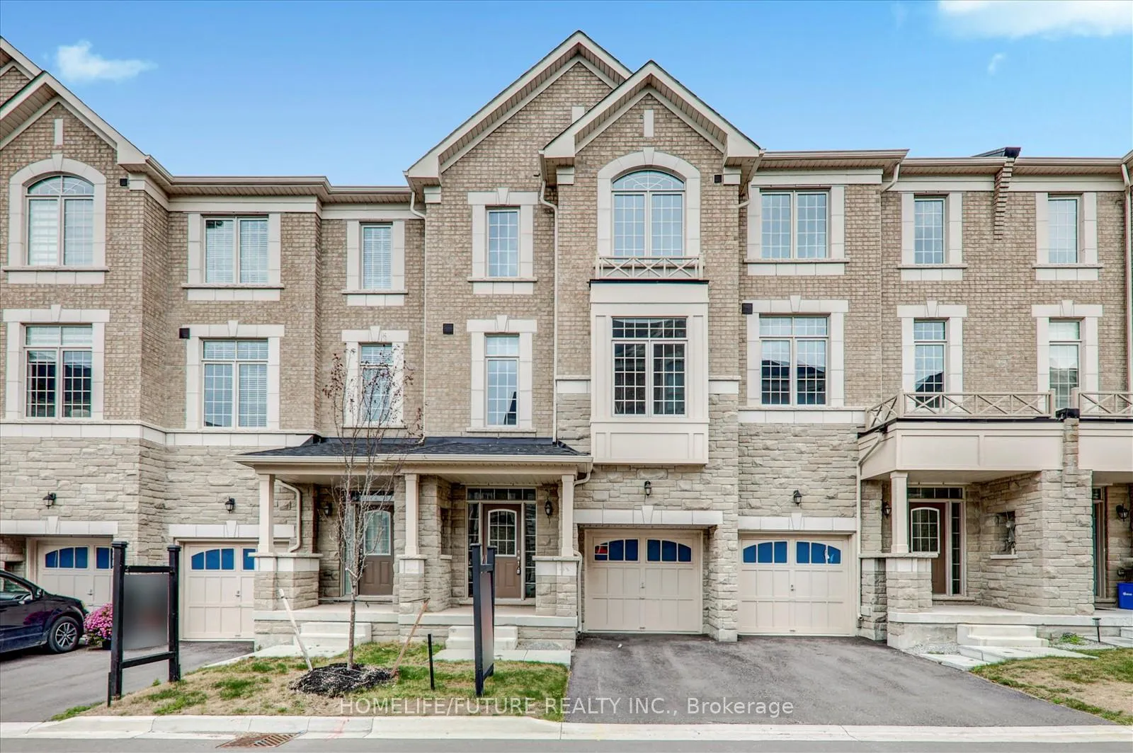 Photo 1 of 10 Andress Way, Markham, Cedarwood — HOMEH