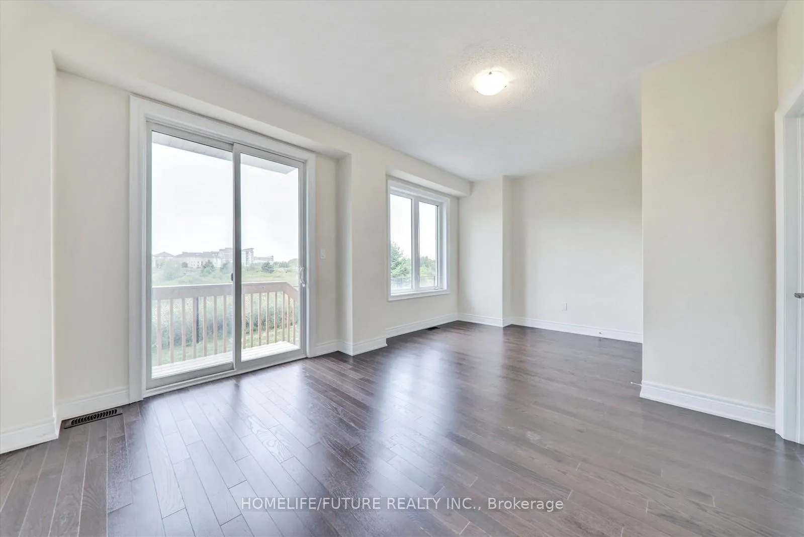 Photo 8 of 10 Andress Way, Markham, Cedarwood — HOMEH