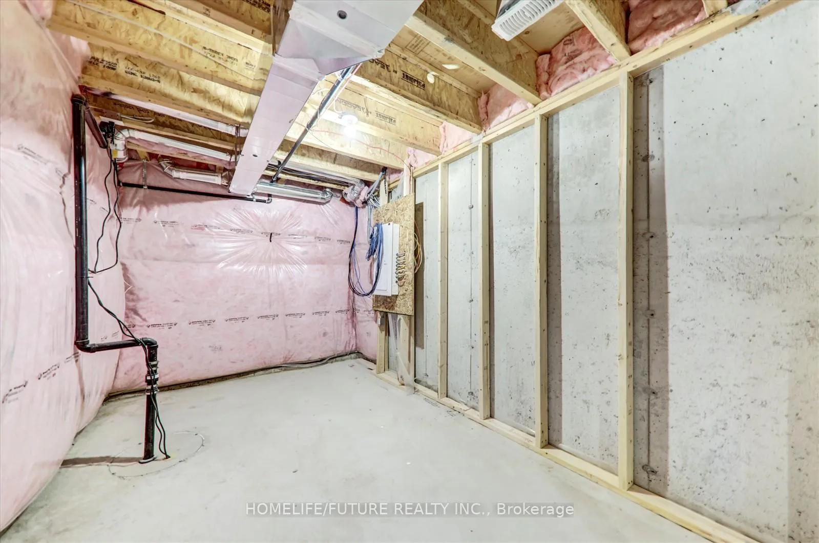 Photo 37 of 10 Andress Way, Markham, Cedarwood — HOMEH
