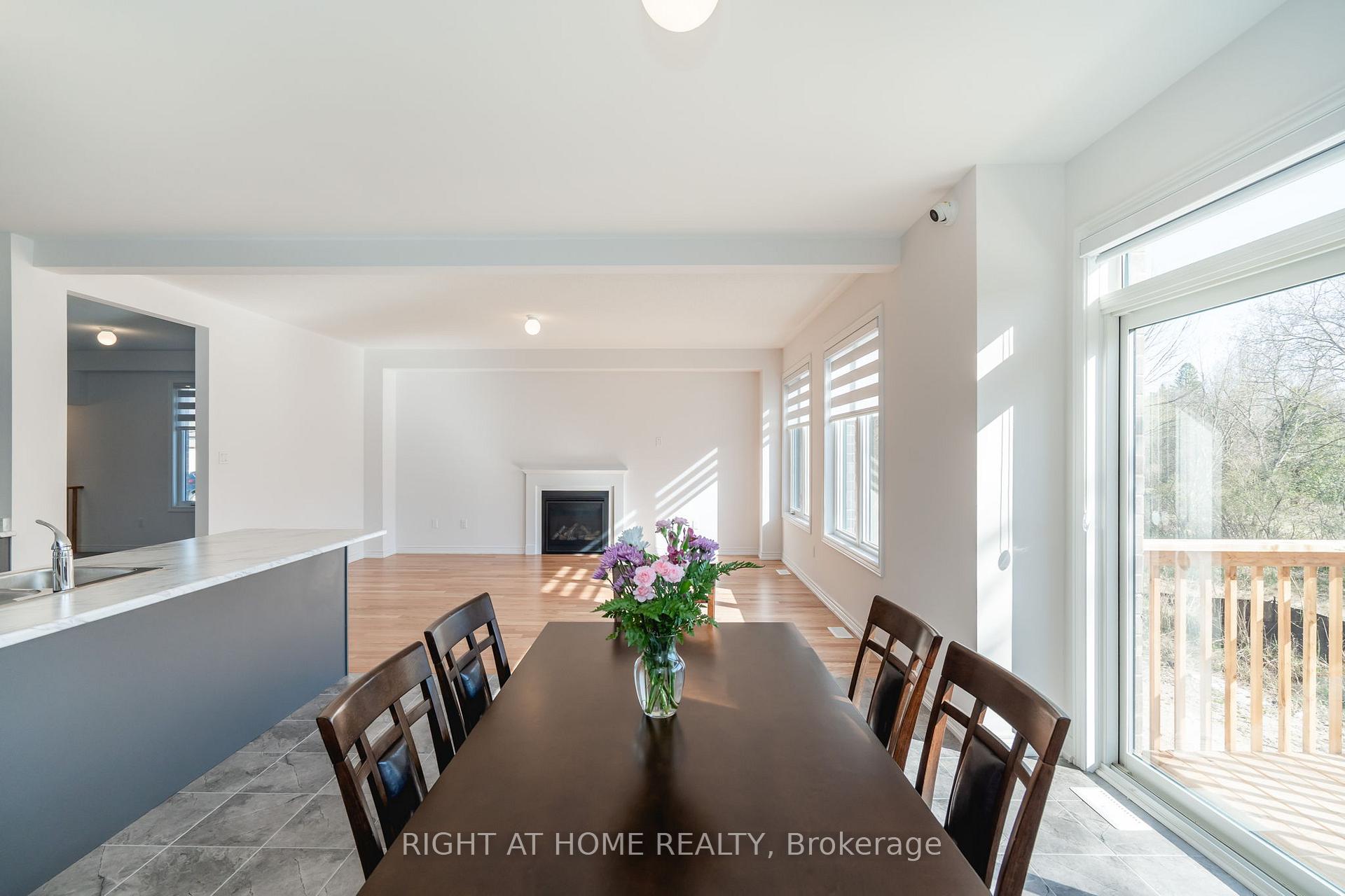 Photo 11 of 40 Baycroft Boulevard, Essa, Angus — HOMEH