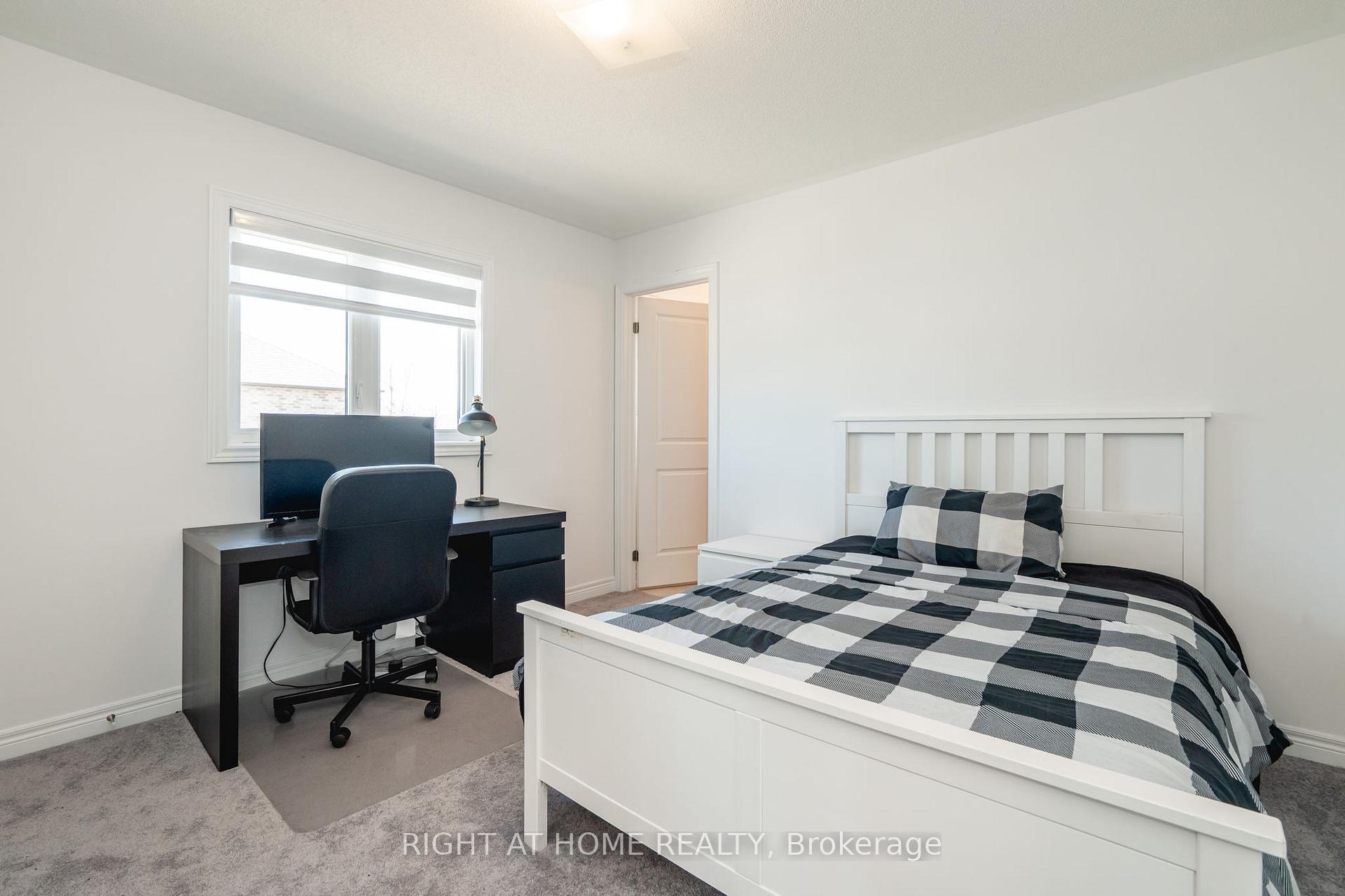 Photo 37 of 40 Baycroft Boulevard, Essa, Angus — HOMEH
