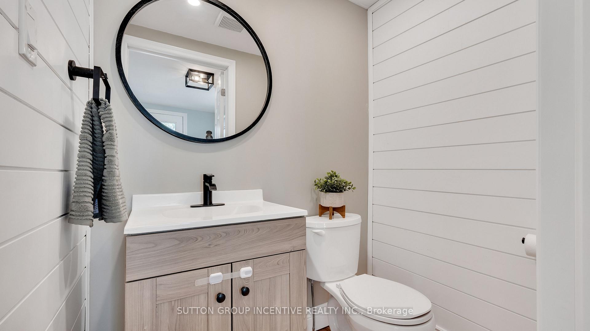 Photo 10 of 844 Trivetts Road, Georgina, Historic Lakeshore Communities — HOMEH