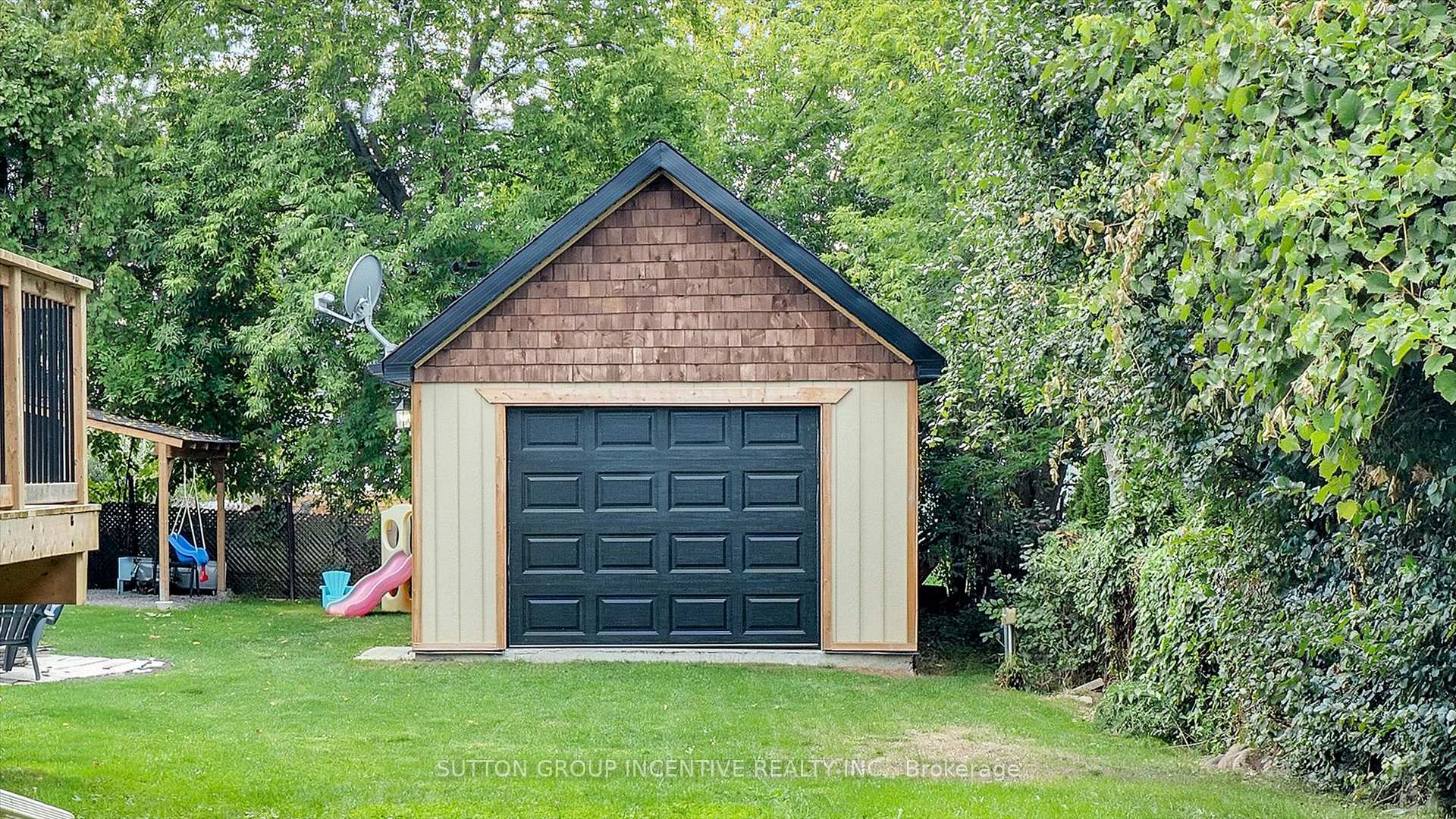 Photo 37 of 844 Trivetts Road, Georgina, Historic Lakeshore Communities — HOMEH