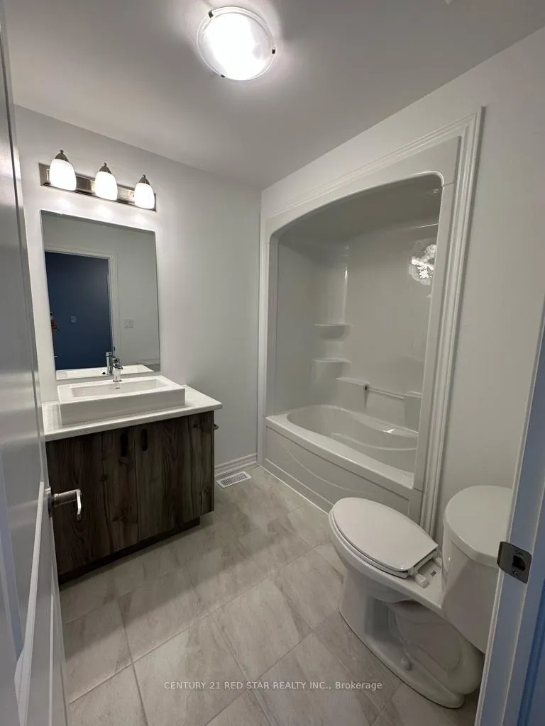 Photo 20 of 18 Bradley Avenue, Welland, Lincoln/Crowland — HOMEH