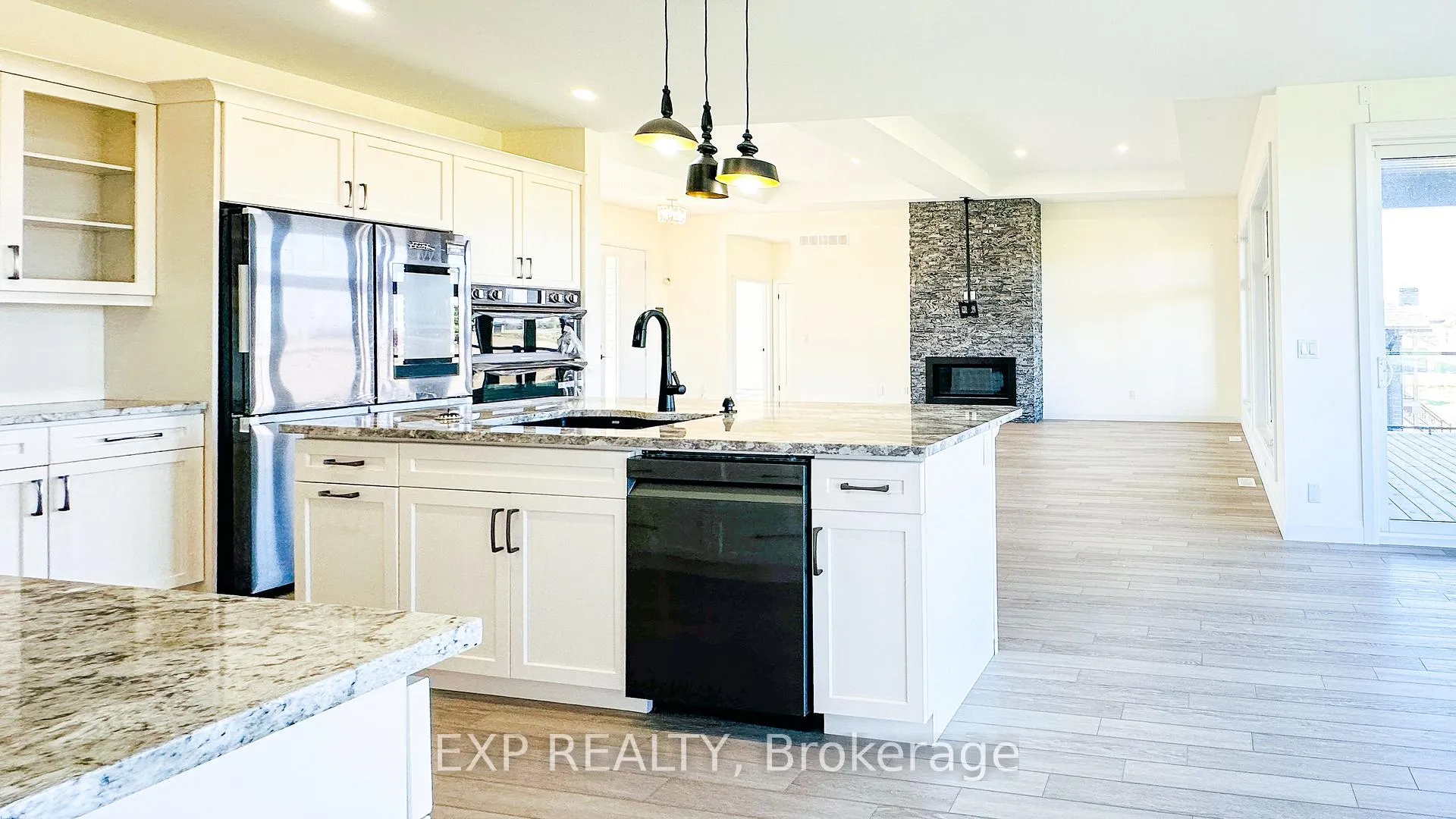 Photo 15 of 12 Hudson Drive, Brant, Brantford Twp — HOMEH