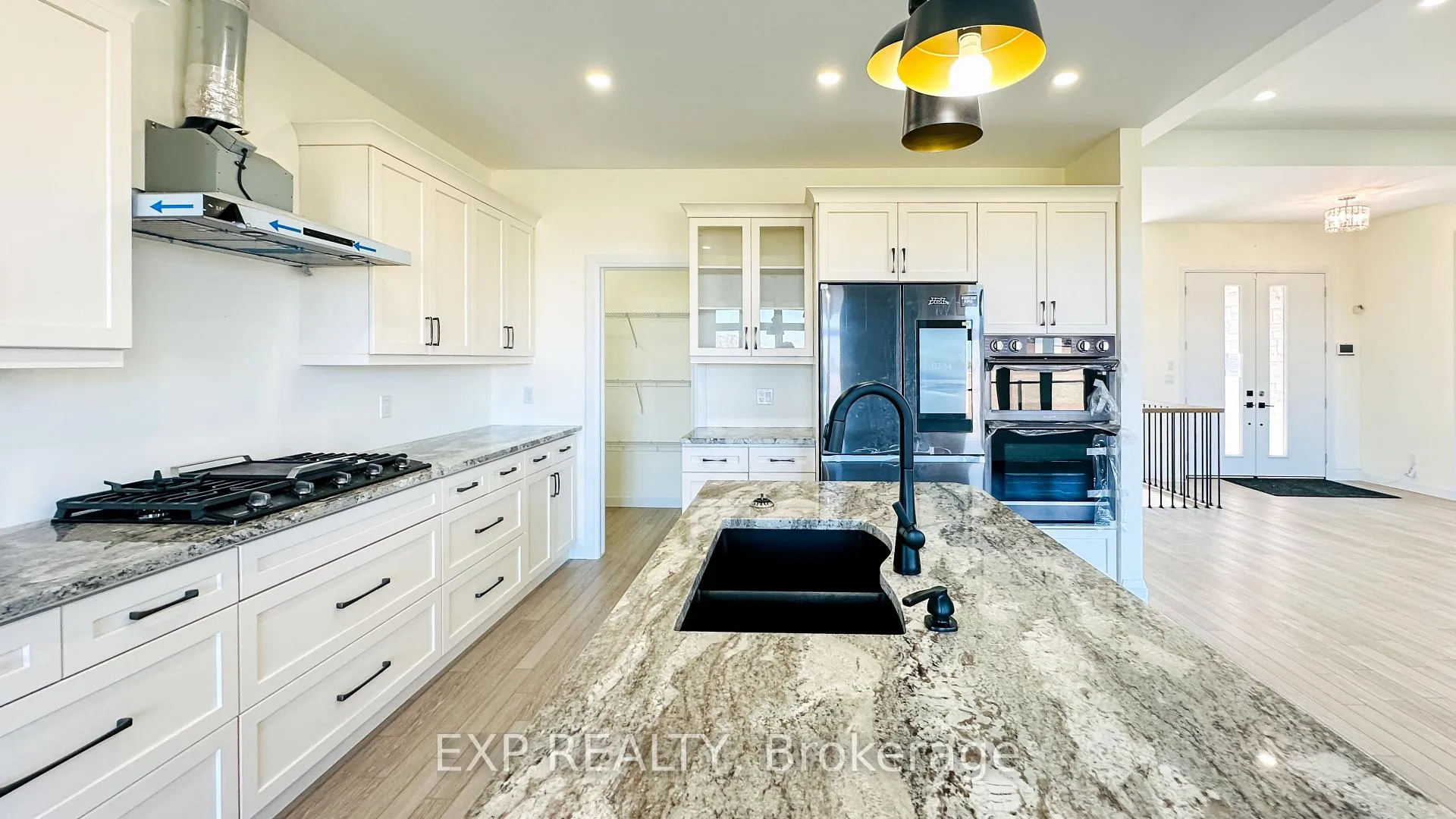Photo 16 of 12 Hudson Drive, Brant, Brantford Twp — HOMEH