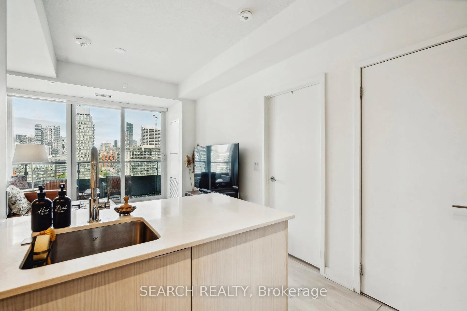 Photo 11 of Unit 1108, 225 Sumach Street, Toronto, Regent Park — HOMEH