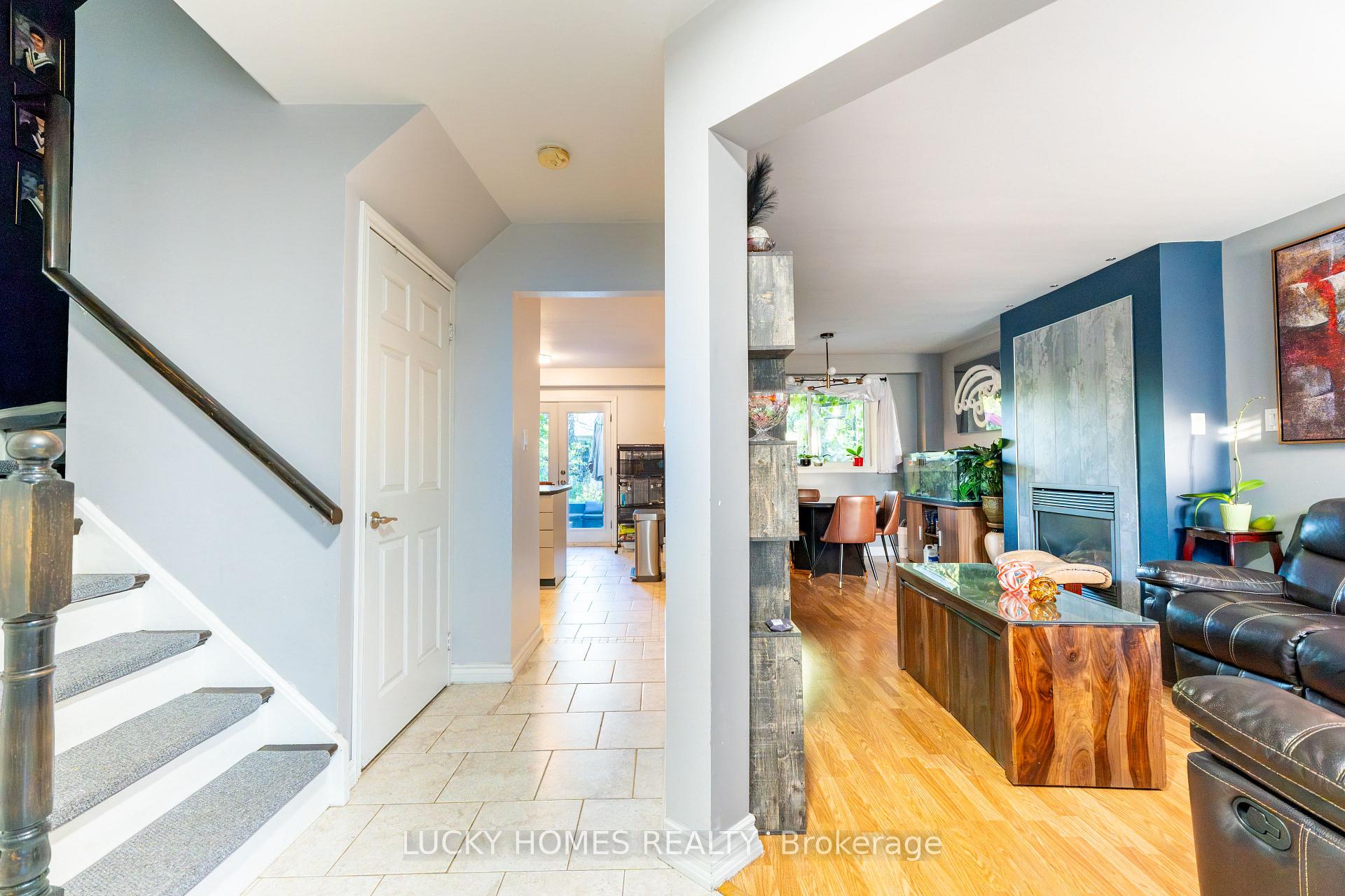 Photo 8 of 101 Meadowview Boulevard, Clarington, Bowmanville — HOMEH