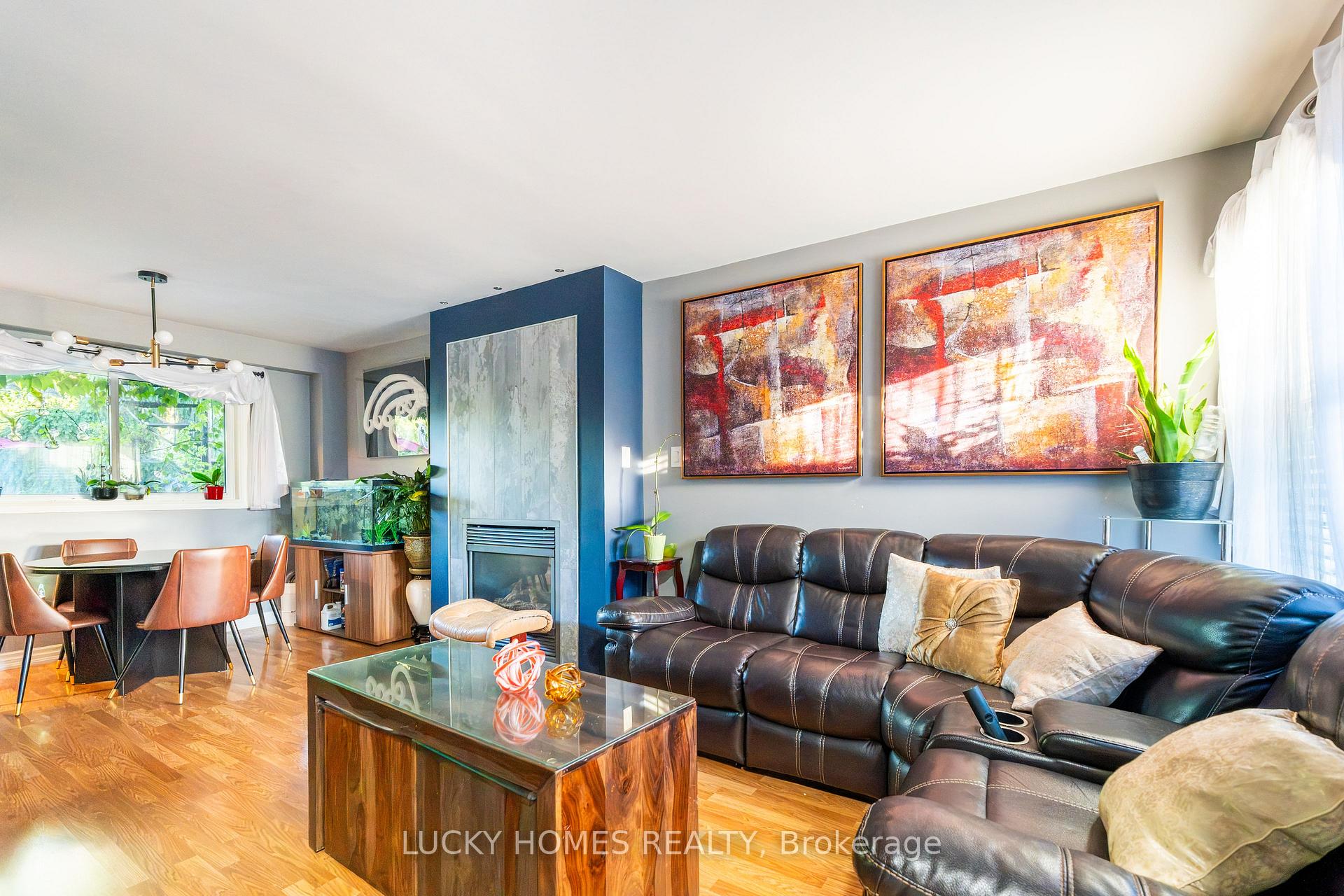 Photo 9 of 101 Meadowview Boulevard, Clarington, Bowmanville — HOMEH