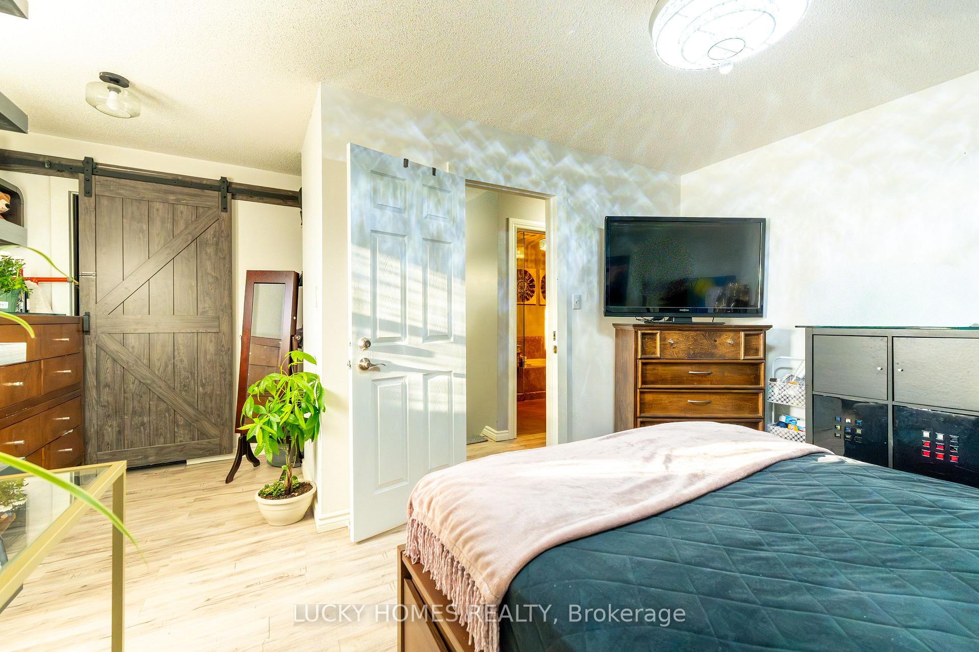 Photo 27 of 101 Meadowview Boulevard, Clarington, Bowmanville — HOMEH