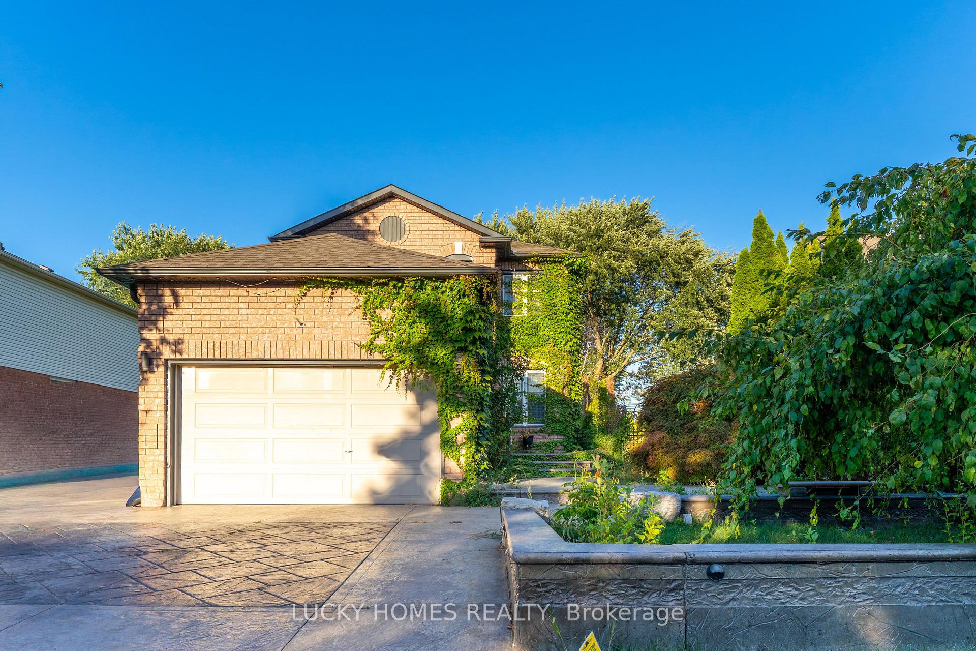 Photo 41 of 101 Meadowview Boulevard, Clarington, Bowmanville — HOMEH
