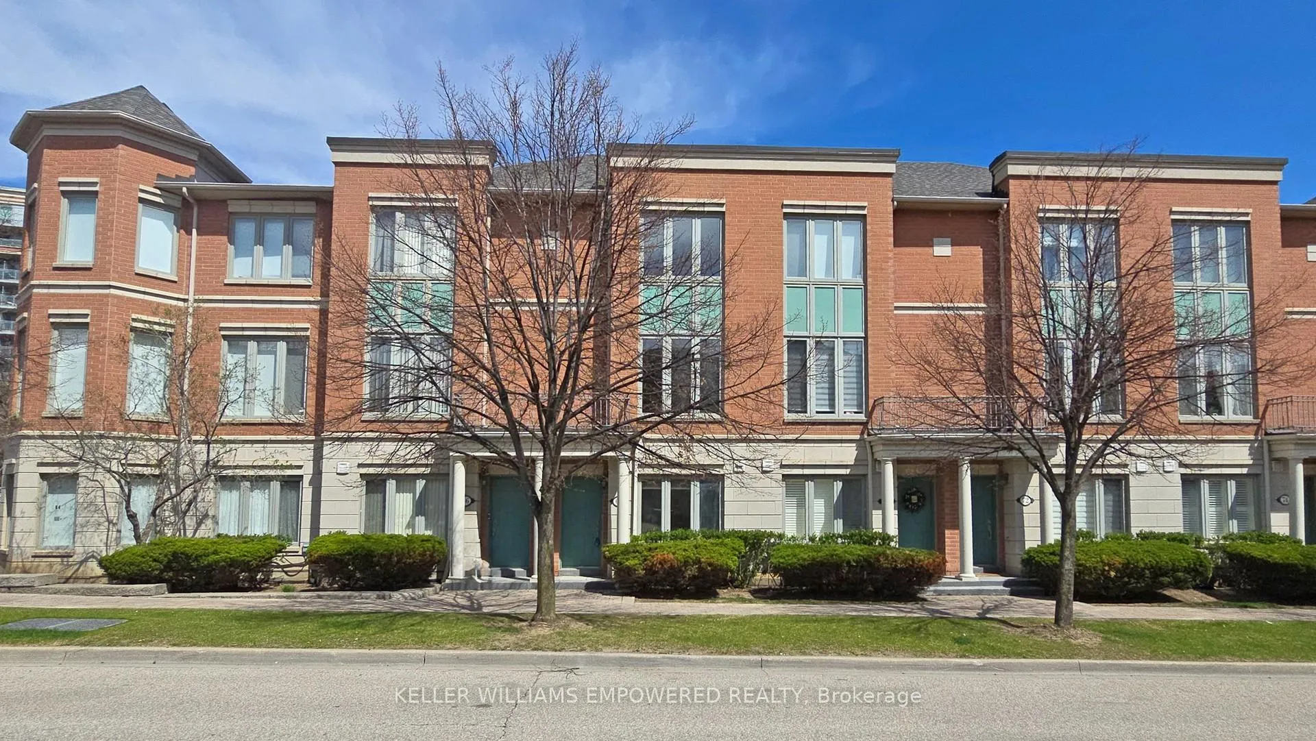 Photo 1 of 68 Suncrest Boulevard, Markham, Commerce Valley — HOMEH