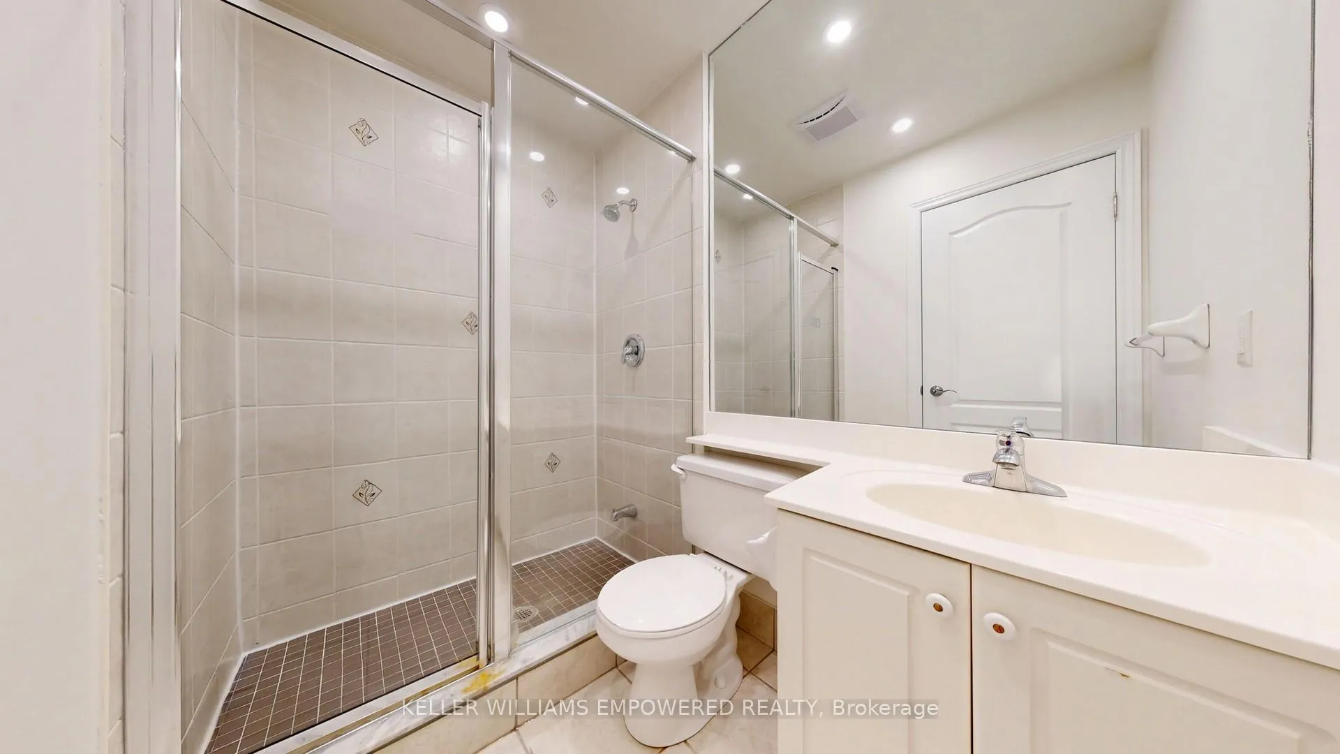 Photo 12 of 68 Suncrest Boulevard, Markham, Commerce Valley — HOMEH