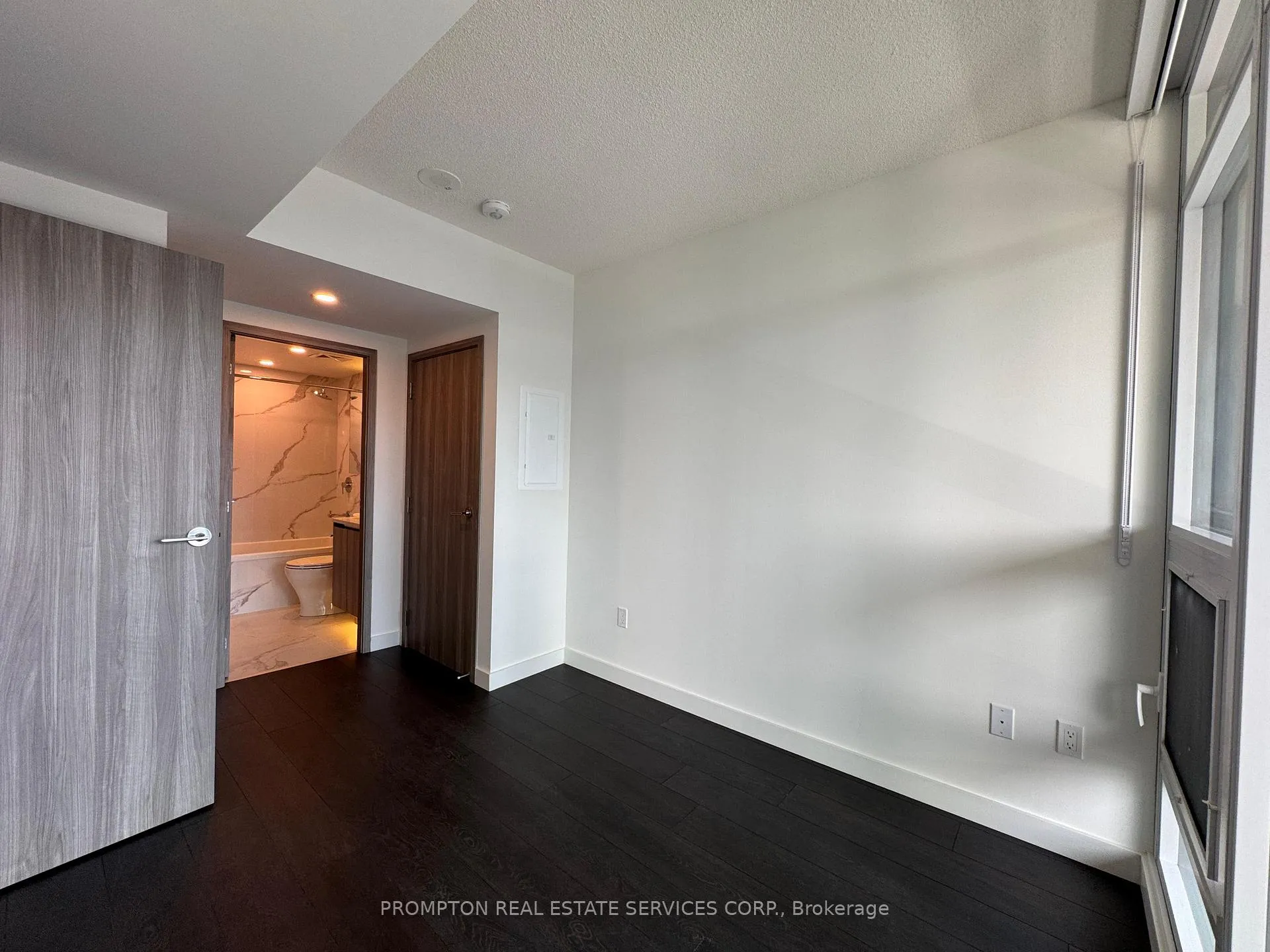 Photo 11 of Unit 2001, 3 Concord Cityplace Way, Toronto, Waterfront Communities — HOMEH