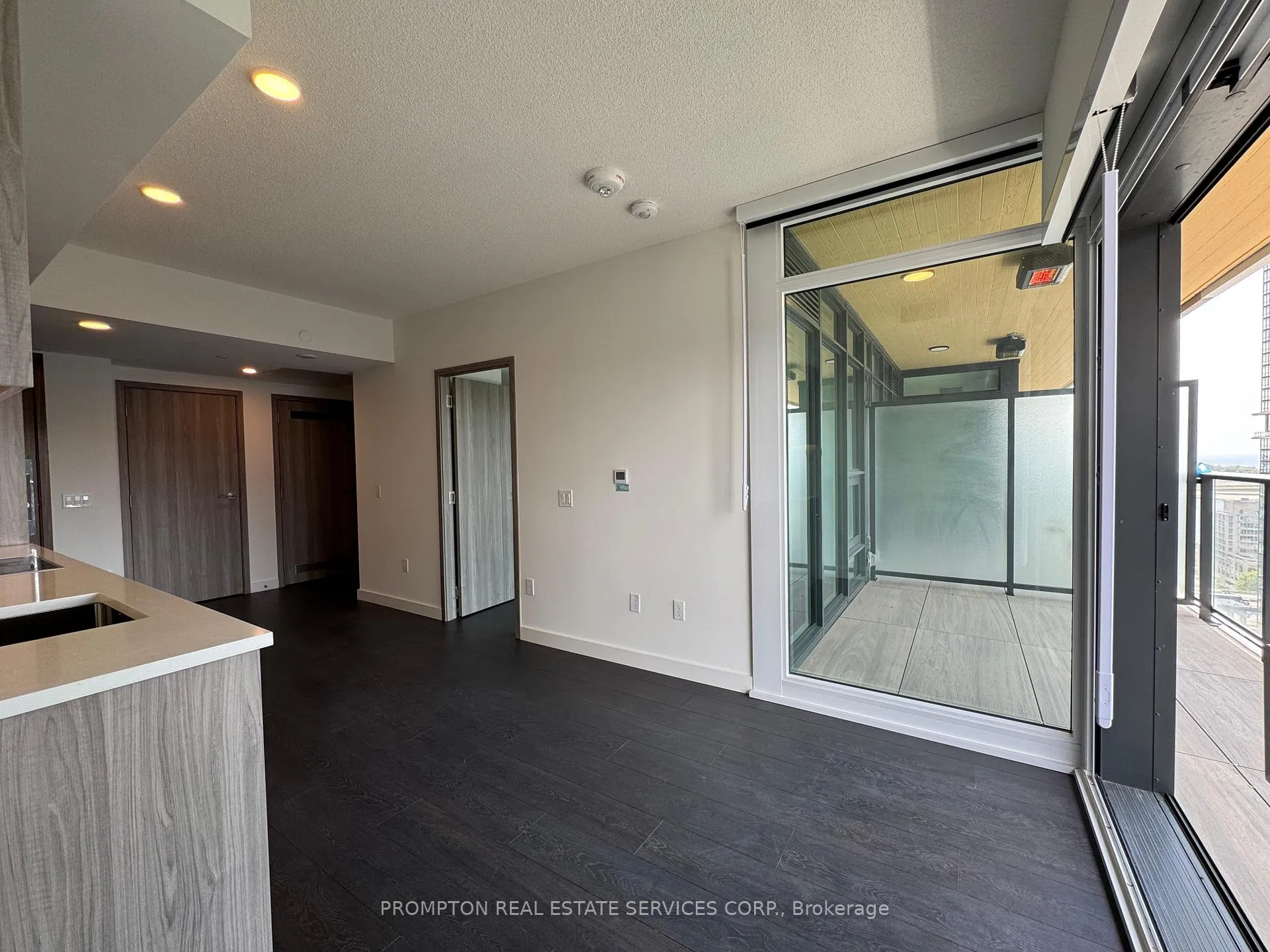 Photo 17 of Unit 2001, 3 Concord Cityplace Way, Toronto, Waterfront Communities — HOMEH