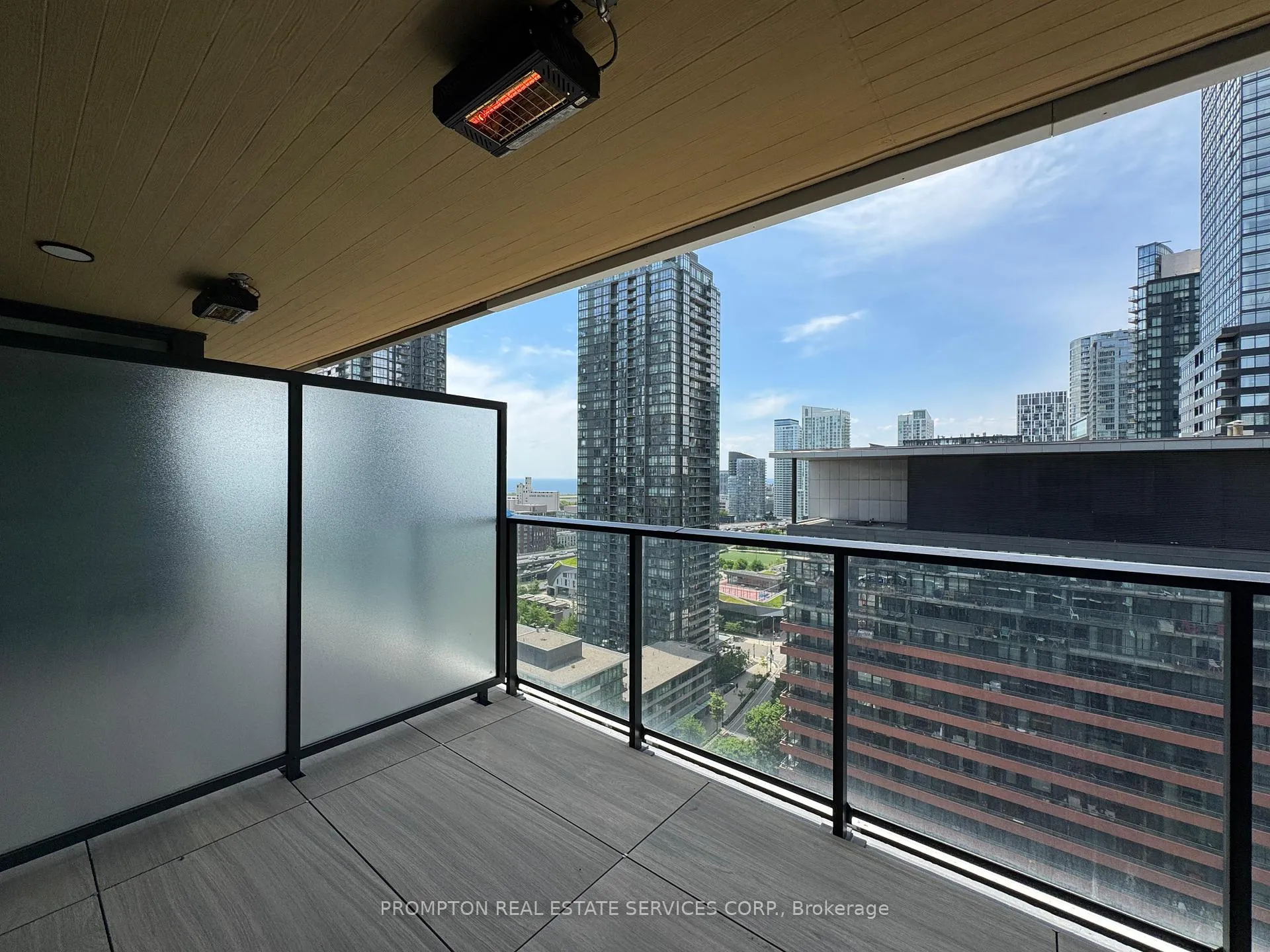 Photo 19 of Unit 2001, 3 Concord Cityplace Way, Toronto, Waterfront Communities — HOMEH