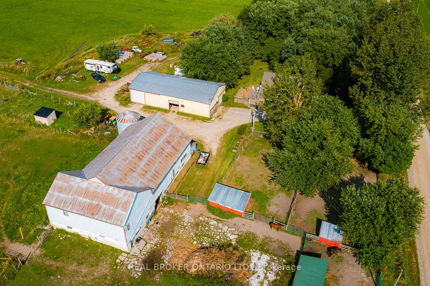 Photo 8 of 343101 15 Side Road, Amaranth, Rural Amaranth — HOMEH