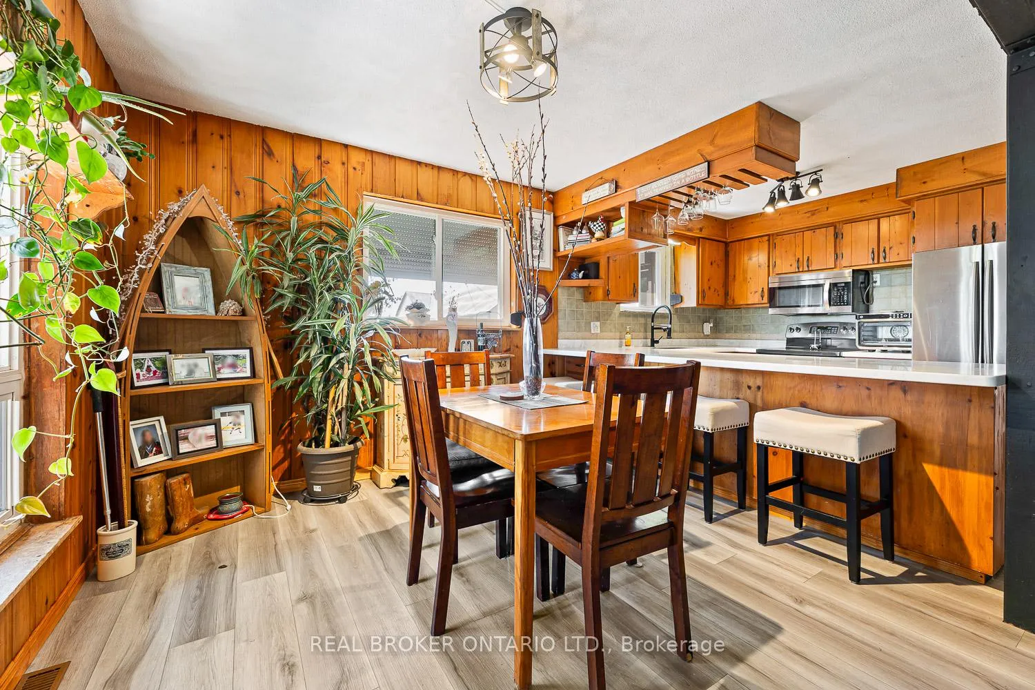 Photo 11 of 343101 15 Side Road, Amaranth, Rural Amaranth — HOMEH