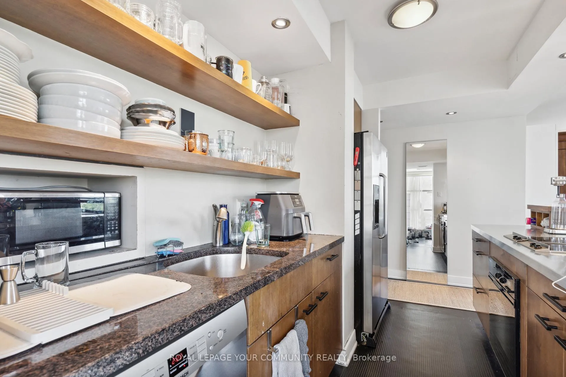Photo 7 of Unit 602, 409 Bloor Street E, Toronto, Church-Yonge Corridor — HOMEH