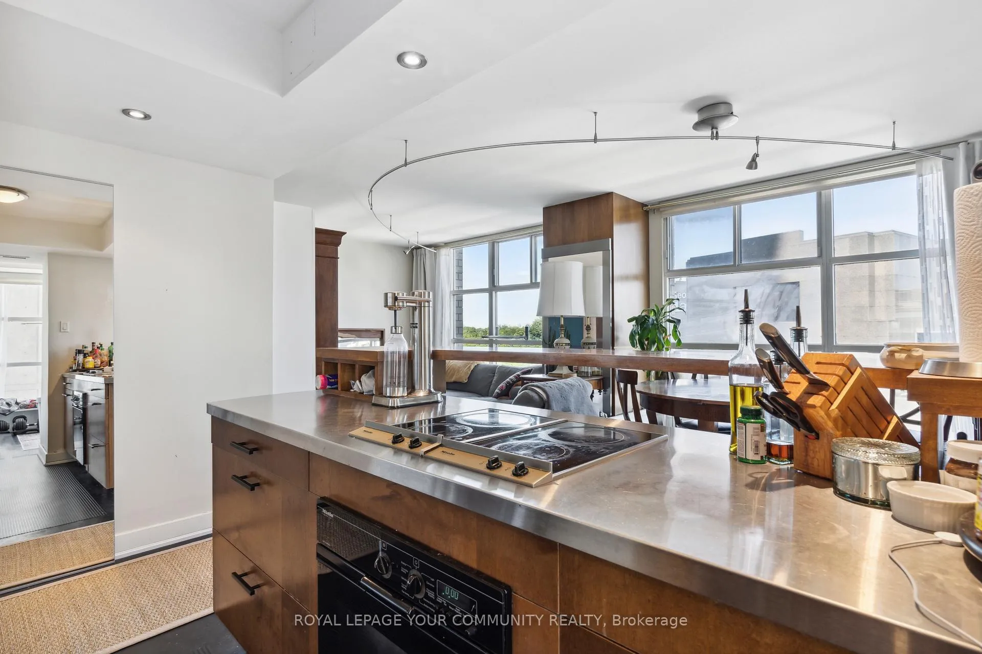 Photo 8 of Unit 602, 409 Bloor Street E, Toronto, Church-Yonge Corridor — HOMEH
