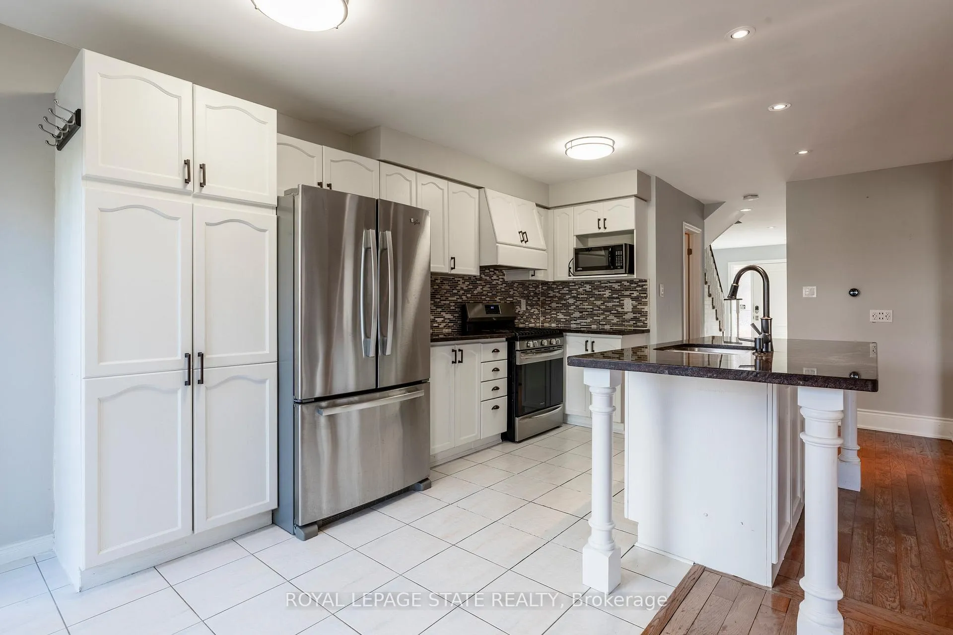 Photo 20 of 35 Banbury Drive, Hamilton, Meadowlands — HOMEH