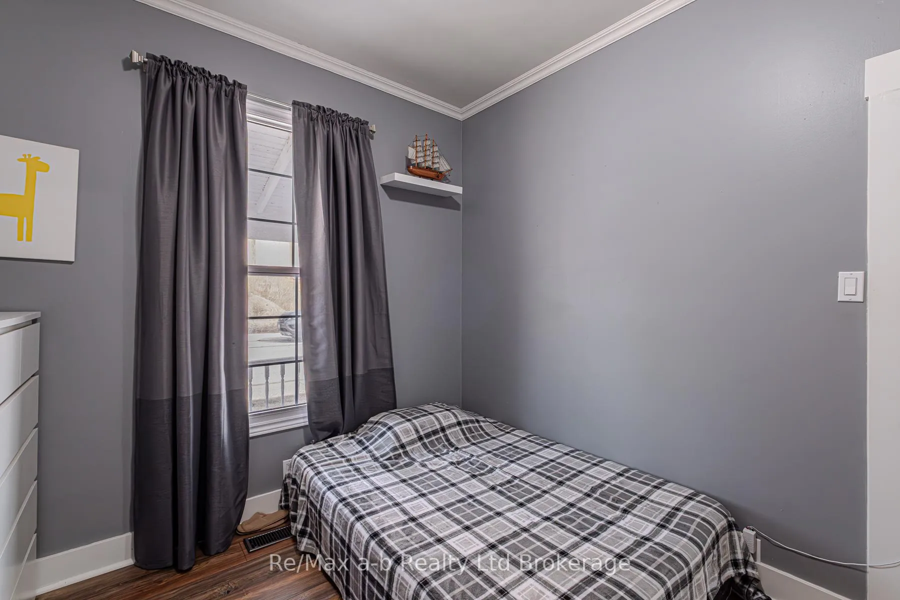 Photo 18 of 42 Lawrence Street, Brant, Brantford Twp — HOMEH