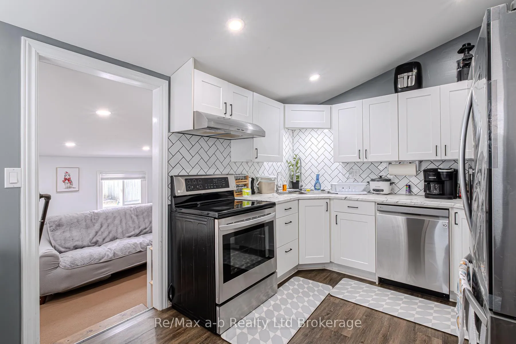 Photo 25 of 42 Lawrence Street, Brant, Brantford Twp — HOMEH