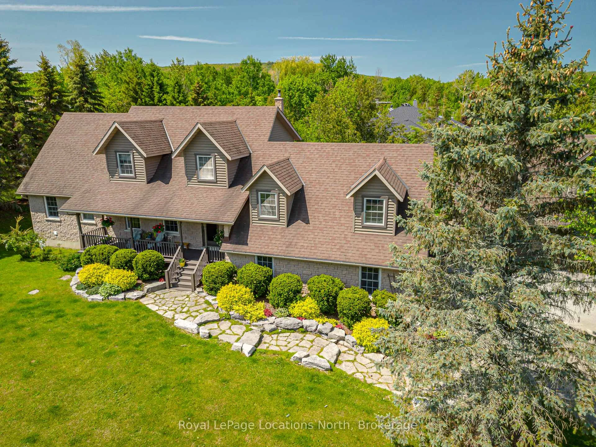 Photo 2 of 13 Parkland Drive, Clearview, Rural Clearview — HOMEH