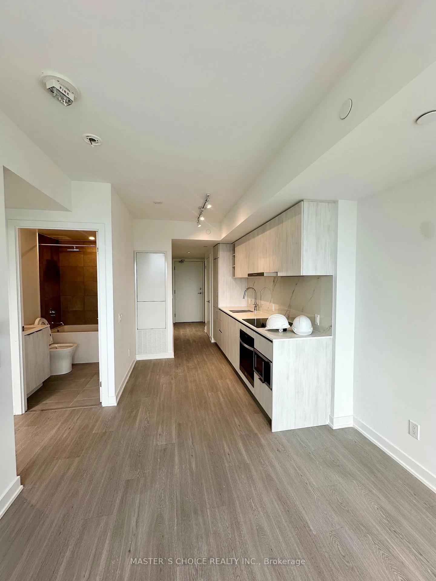 Photo 2 of Unit 4710, 8 Wellesley Street W, Toronto, Bay Street Corridor — HOMEH