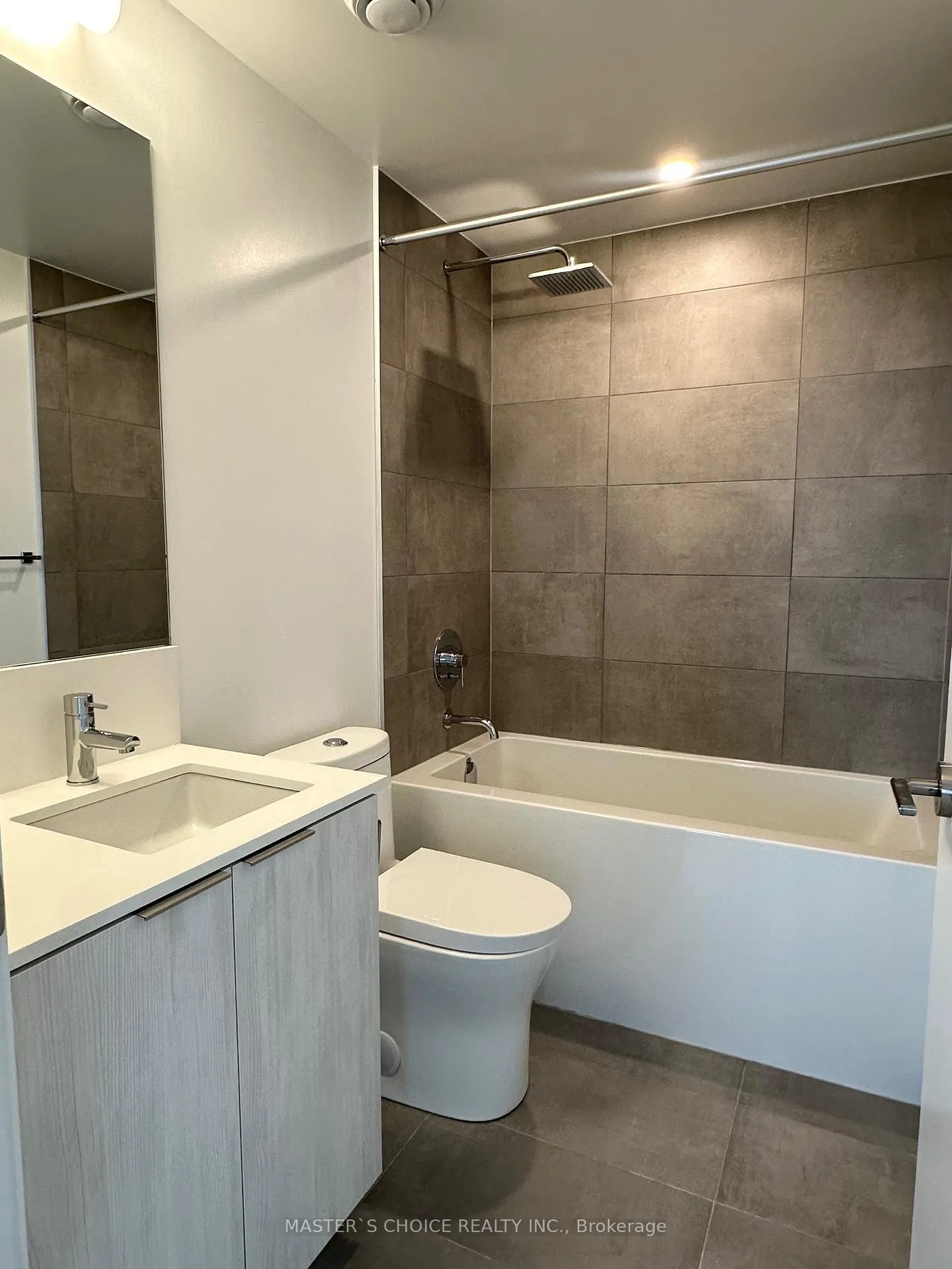 Photo 5 of Unit 4710, 8 Wellesley Street W, Toronto, Bay Street Corridor — HOMEH