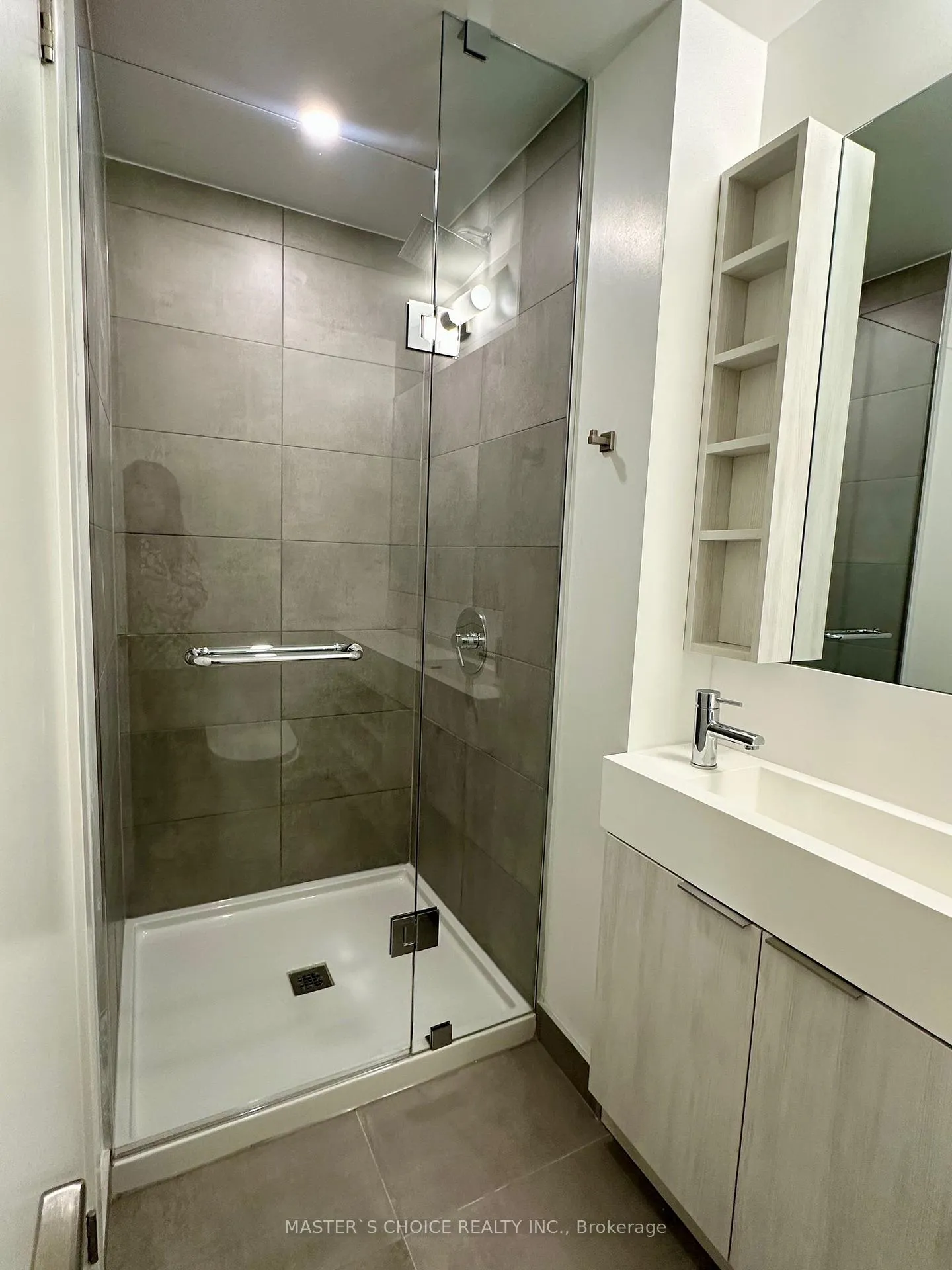 Photo 8 of Unit 4710, 8 Wellesley Street W, Toronto, Bay Street Corridor — HOMEH