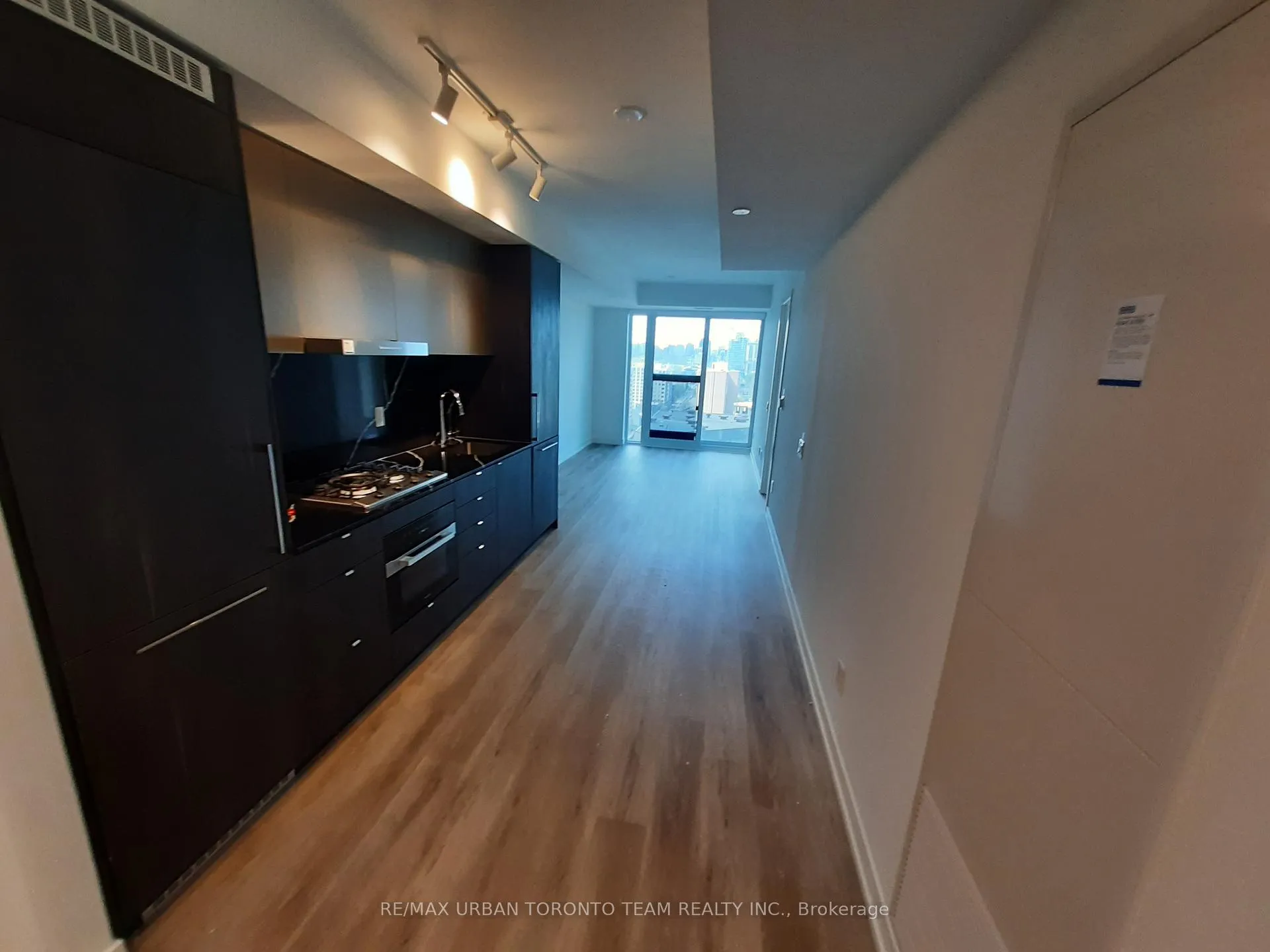 Photo 2 of Unit 1806, 771 Yonge Street, Toronto, The Annex — HOMEH