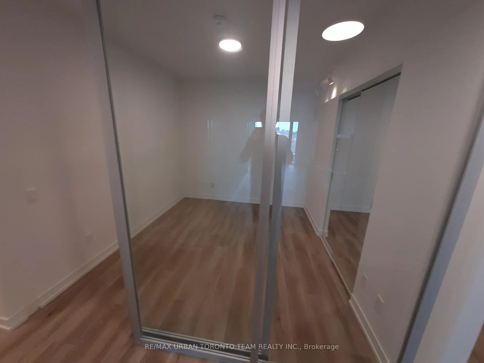 Photo 9 of Unit 1806, 771 Yonge Street, Toronto, The Annex — HOMEH