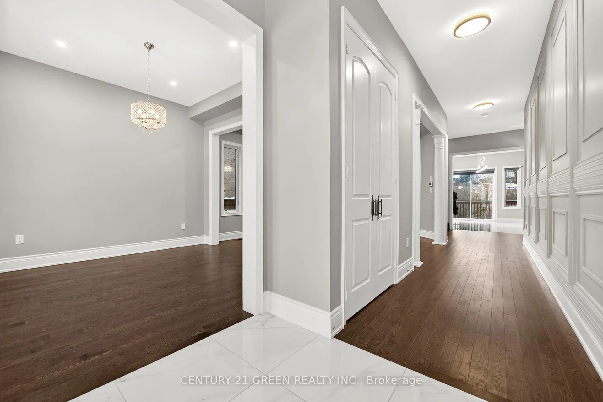 Photo 6 of 219 Humphrey Street, Hamilton, Waterdown — HOMEH