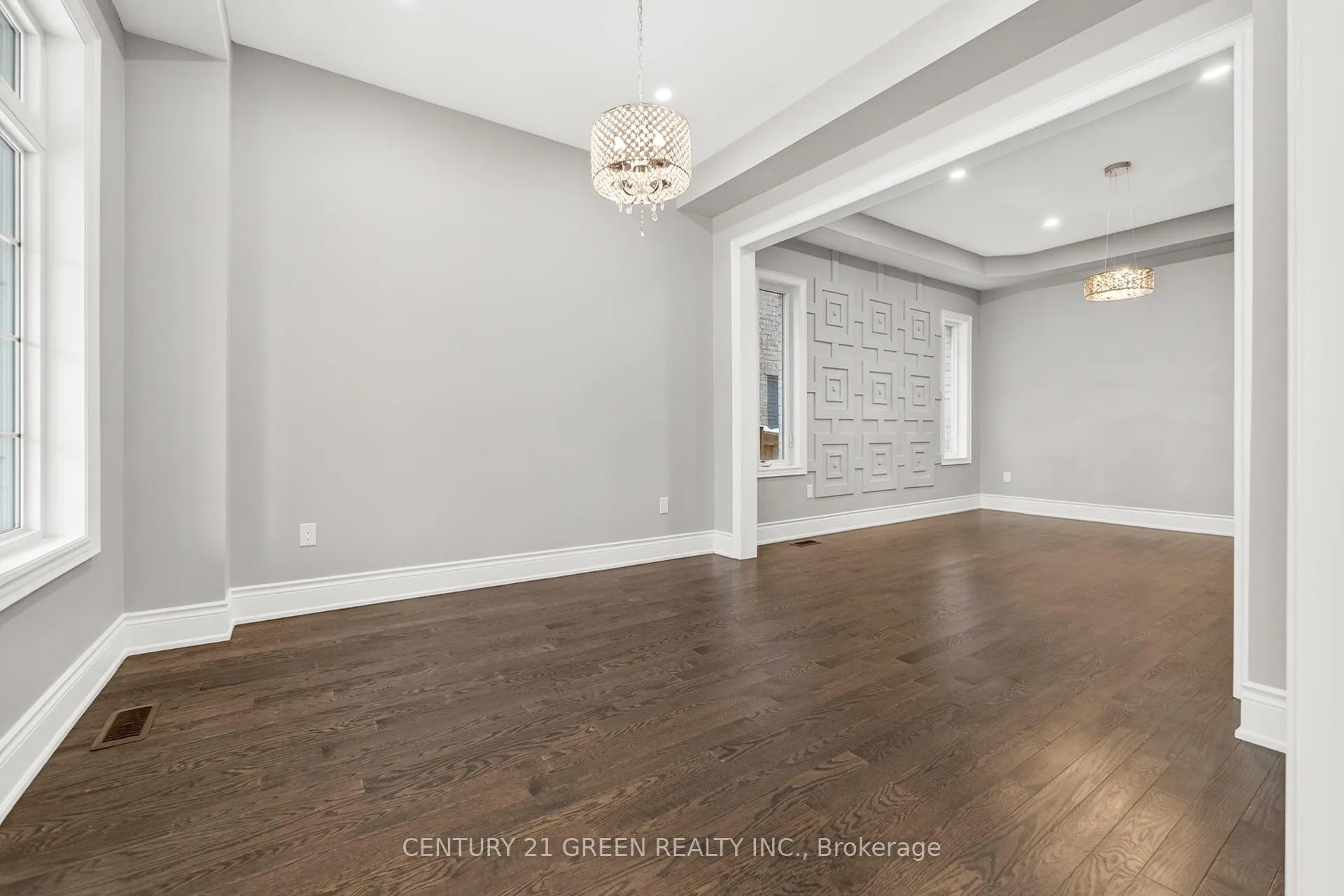 Photo 9 of 219 Humphrey Street, Hamilton, Waterdown — HOMEH