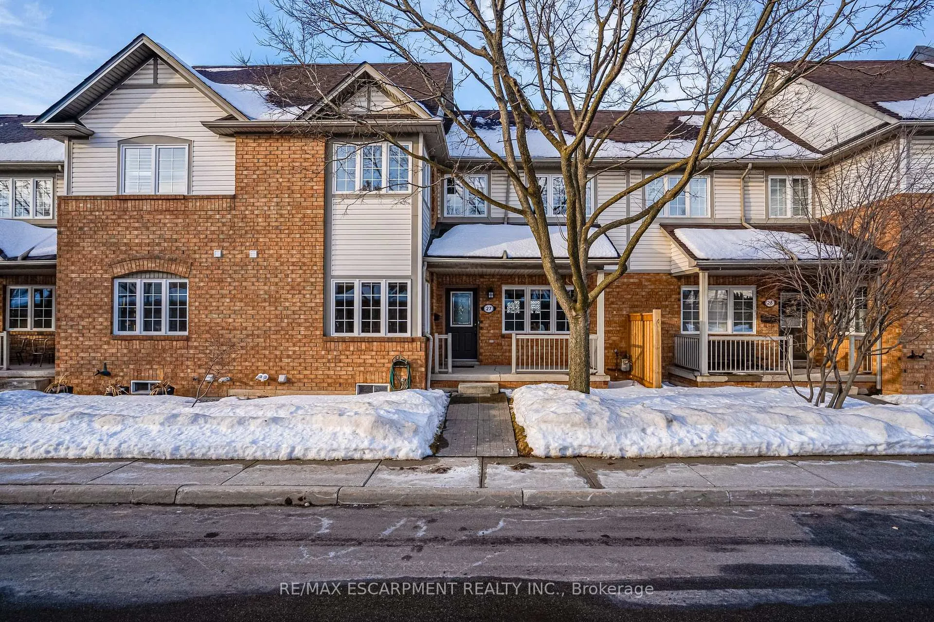 Photo 1 of Unit 27, 100 Beddoe Drive, Hamilton, Kirkendall — HOMEH