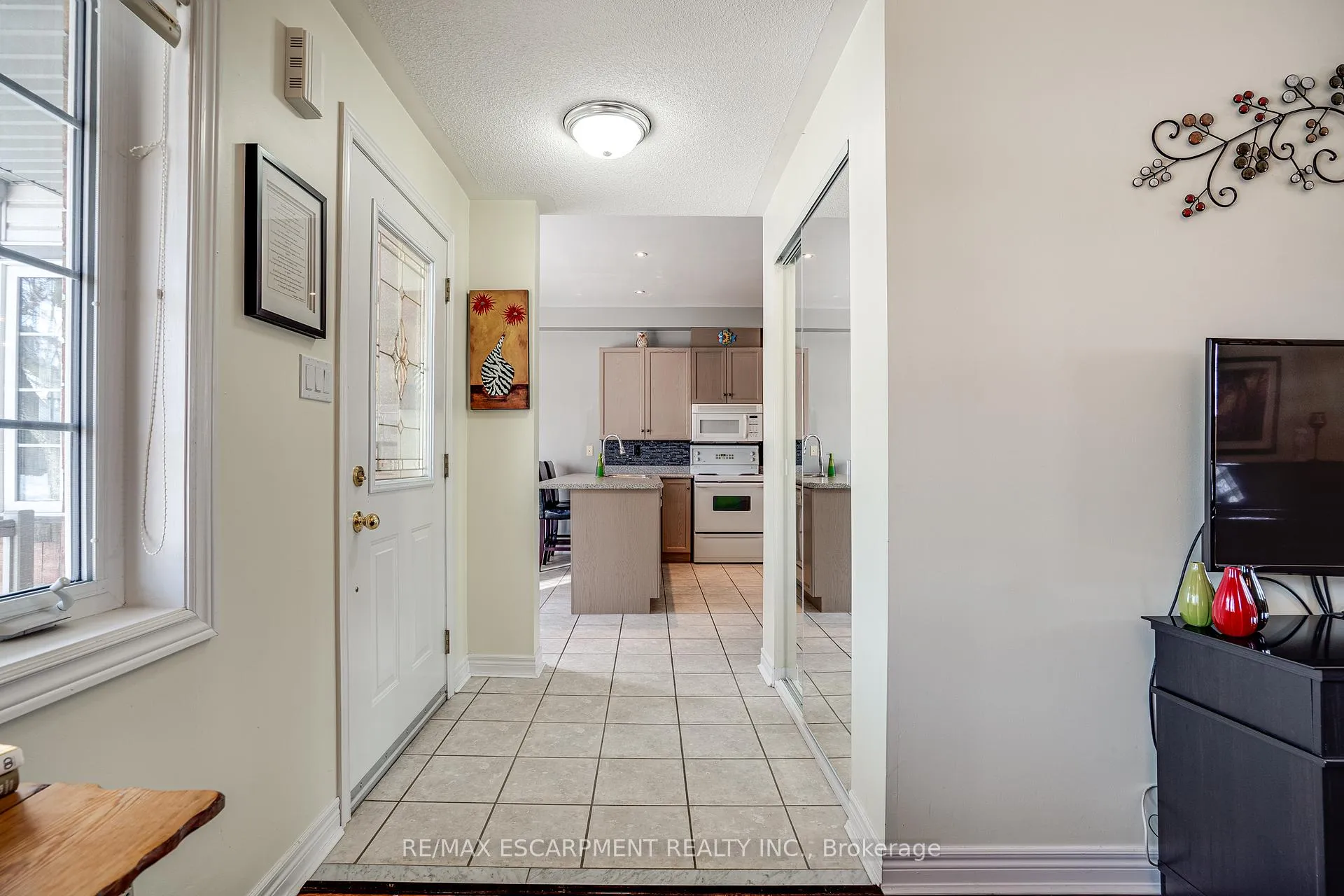 Photo 16 of Unit 27, 100 Beddoe Drive, Hamilton, Kirkendall — HOMEH
